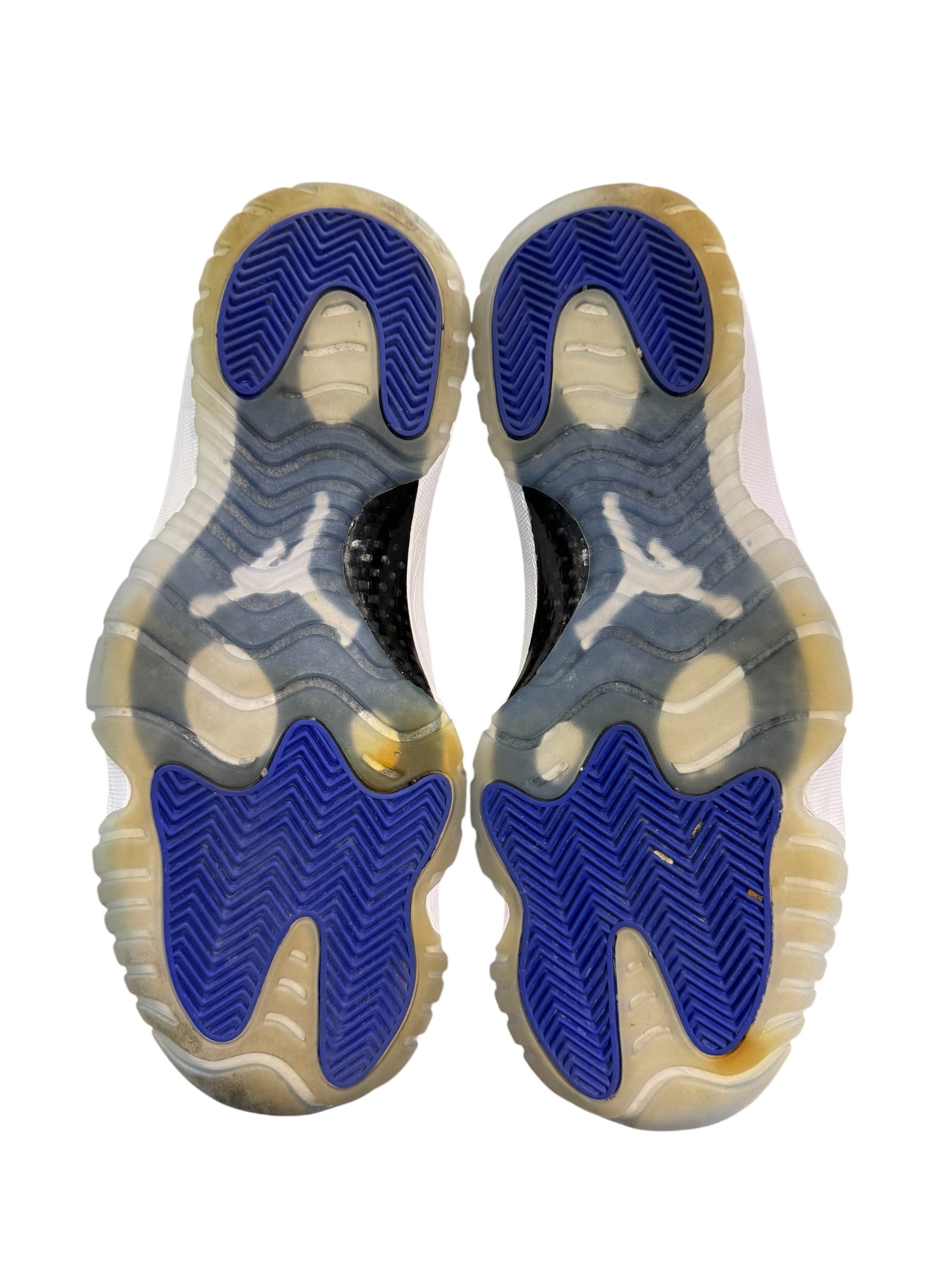 Jordan 11 Retro Space Jam (2016)