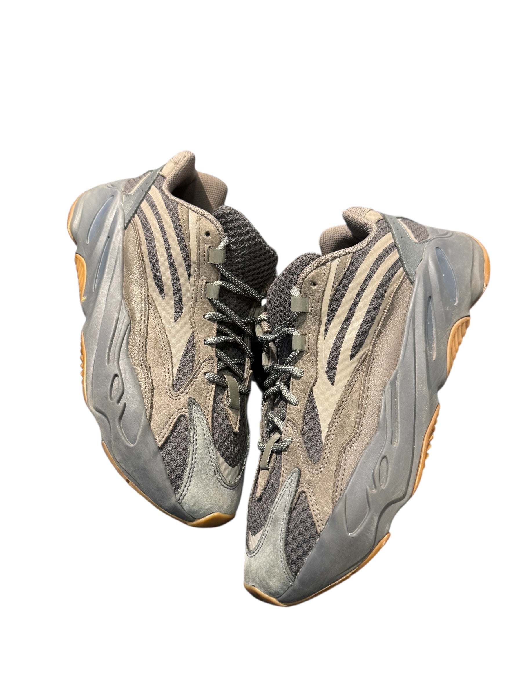 Adidas Yeezy Boost 700 V2 Geode