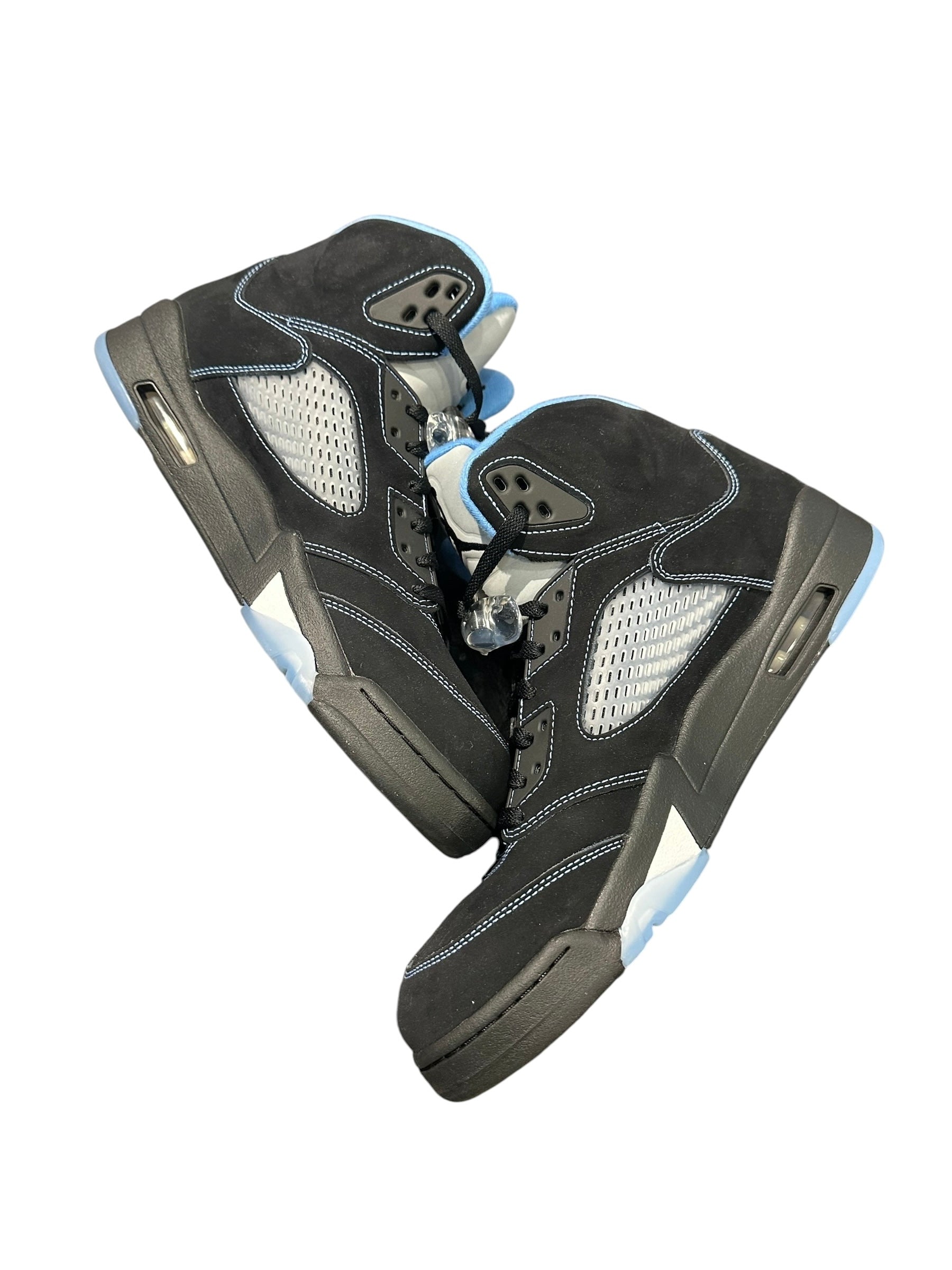 Jordan 5 Retro Black University Blue (2026)