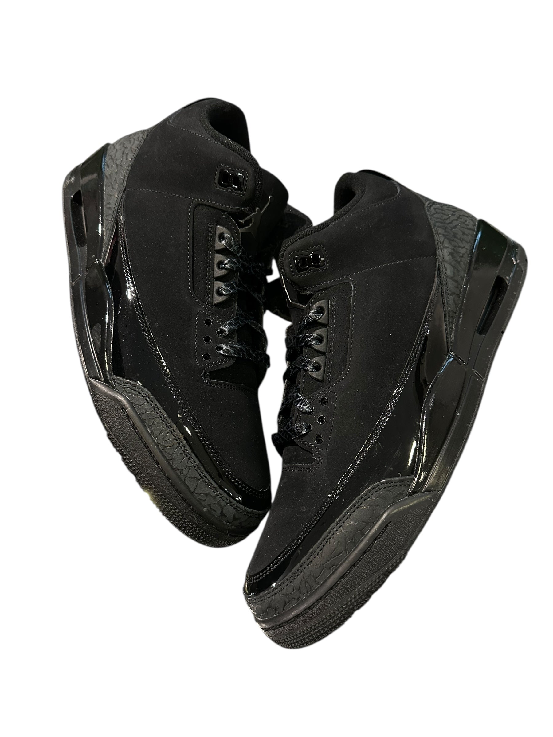 Jordan 3 Retro Black Cat (2025)