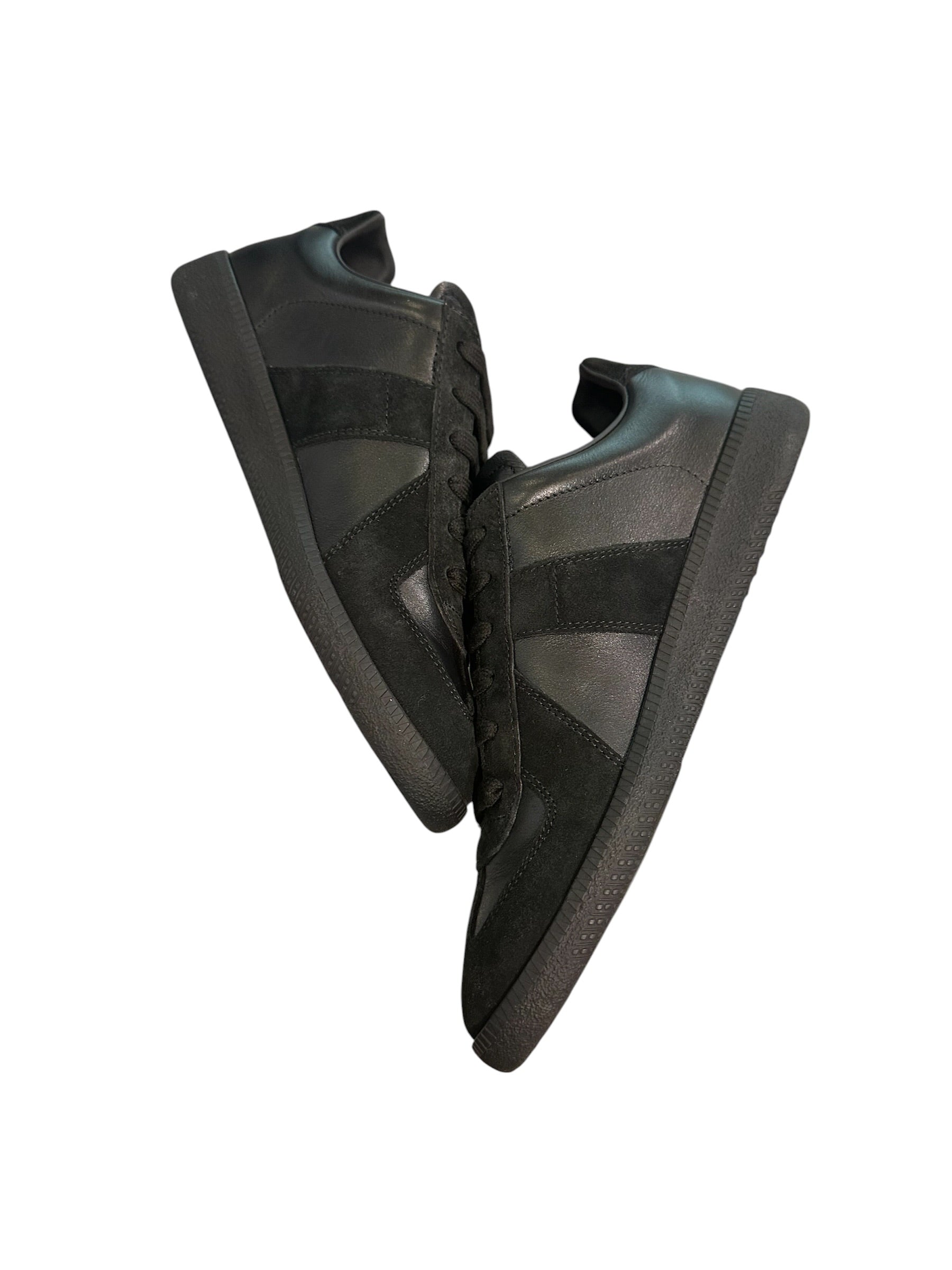 Maison Margiela Replica Black