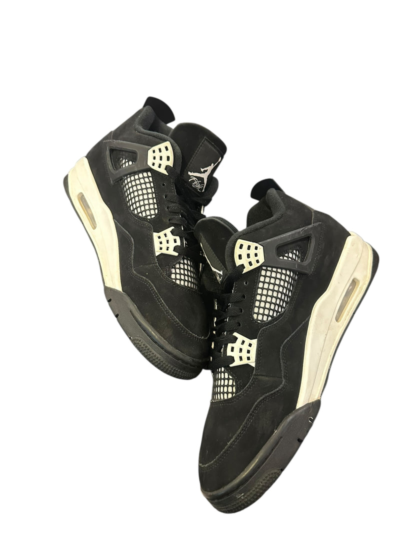 Jordan 4 Retro White Thunder