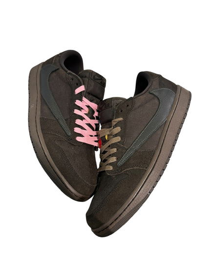 Jordan 1 Retro Low OG SP Travis Scott Velvet Brown