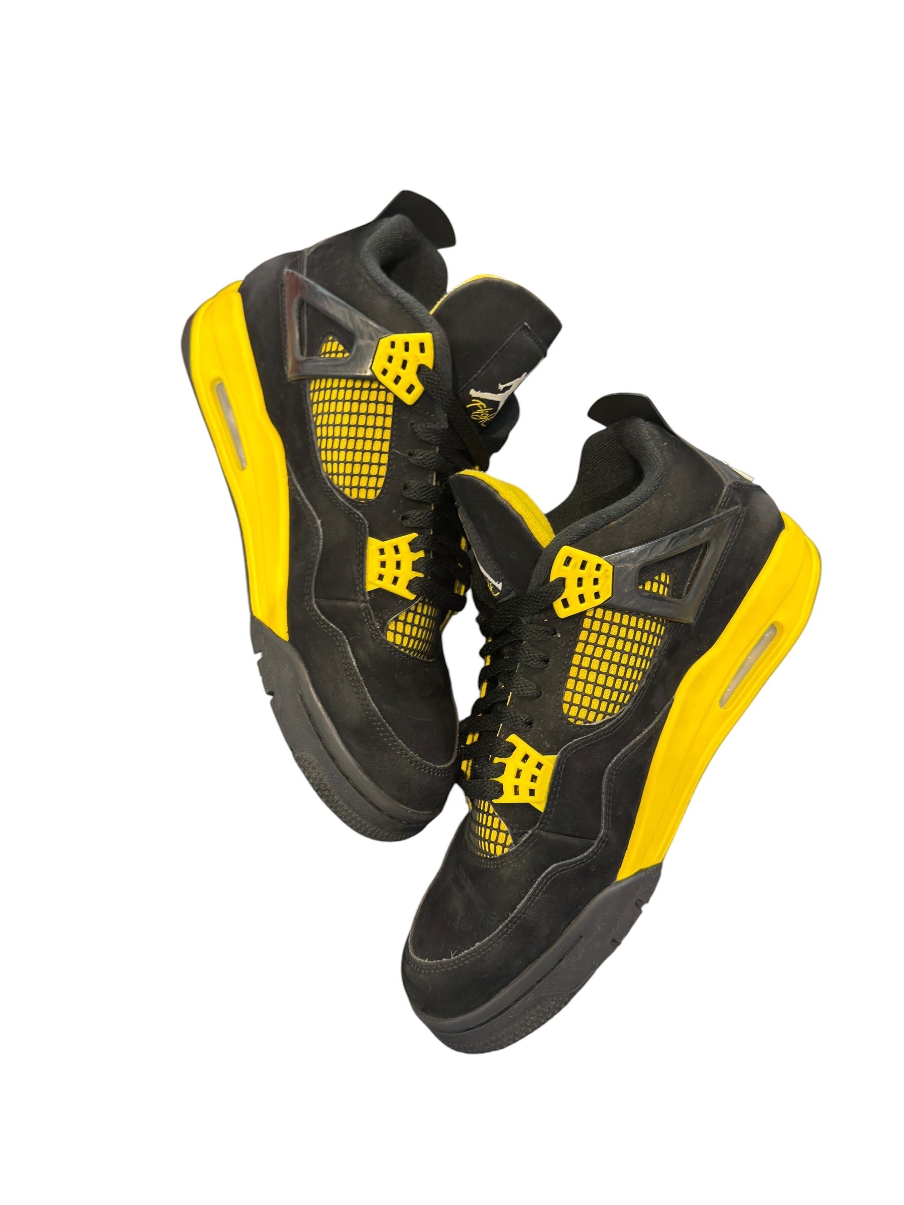Jordan 4 Retro Thunder (2023)