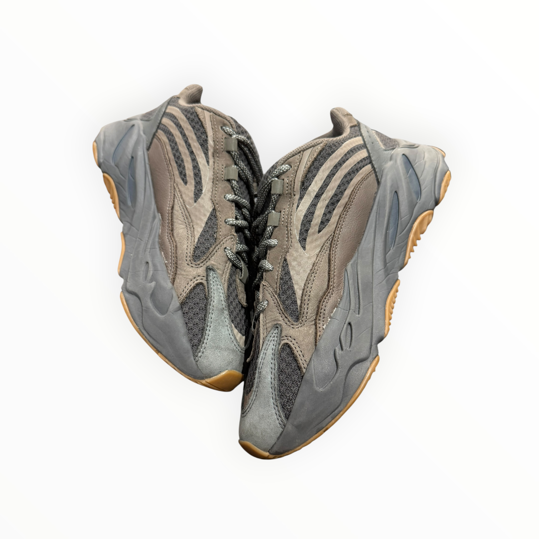 adidas Yeezy Boost 700 V2 Geode
