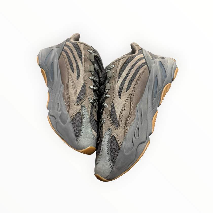 adidas Yeezy Boost 700 V2 Geode