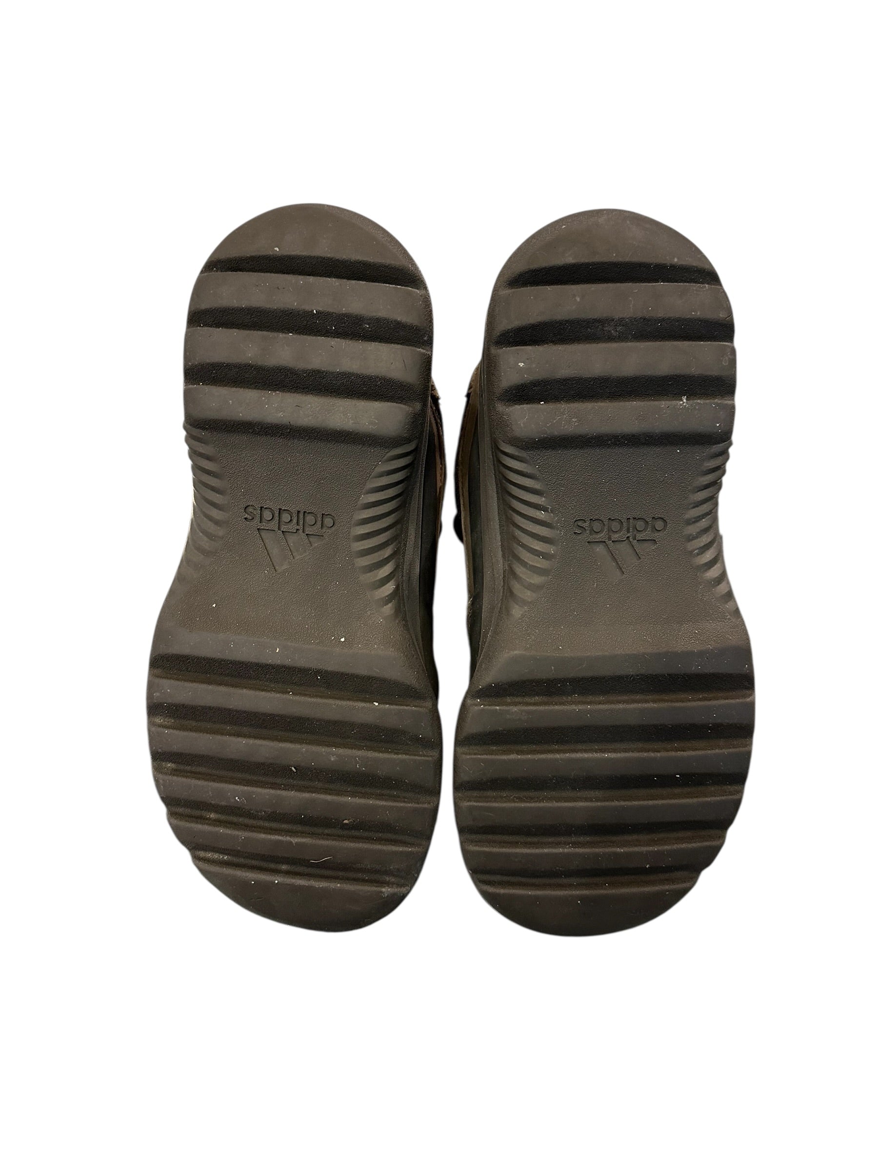 Adidas Yeezy Desert Boot Oil