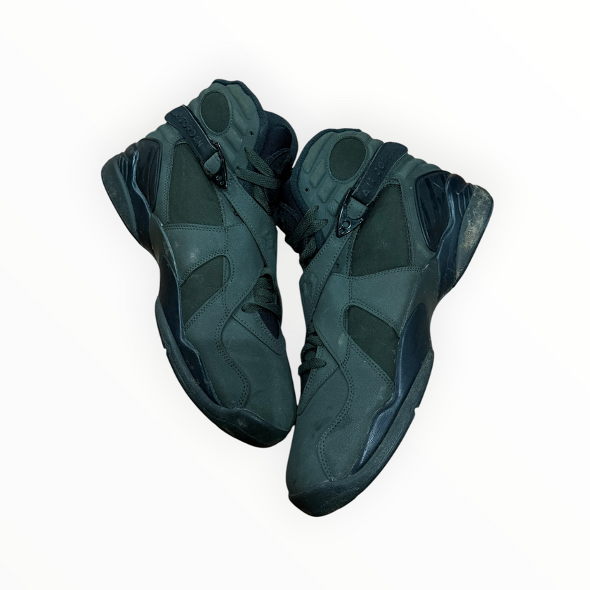 Jordan 8 Retro Take Flight Undefeated