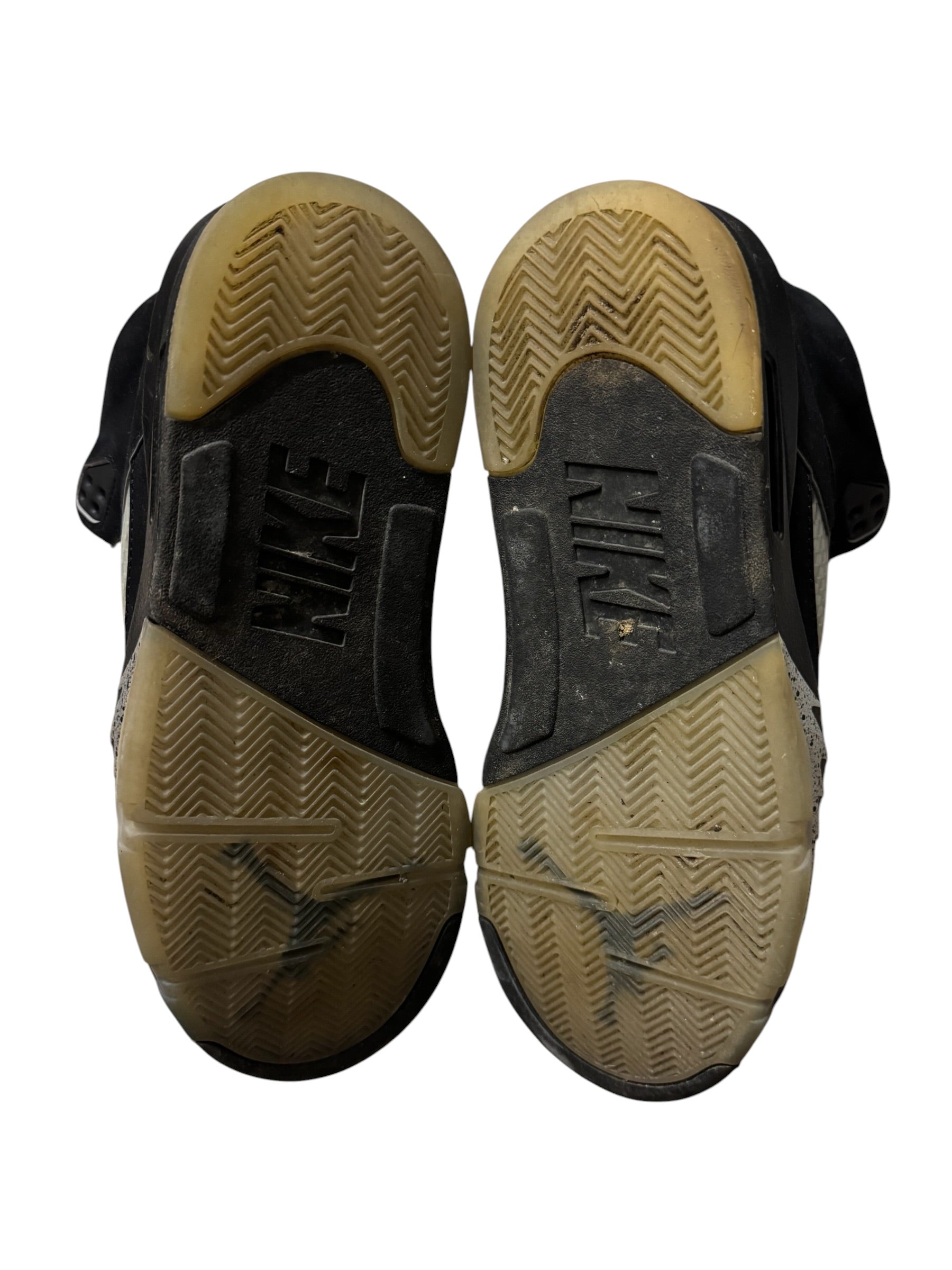 Jordan 5 Retro OG Black Metallic Reimagined
