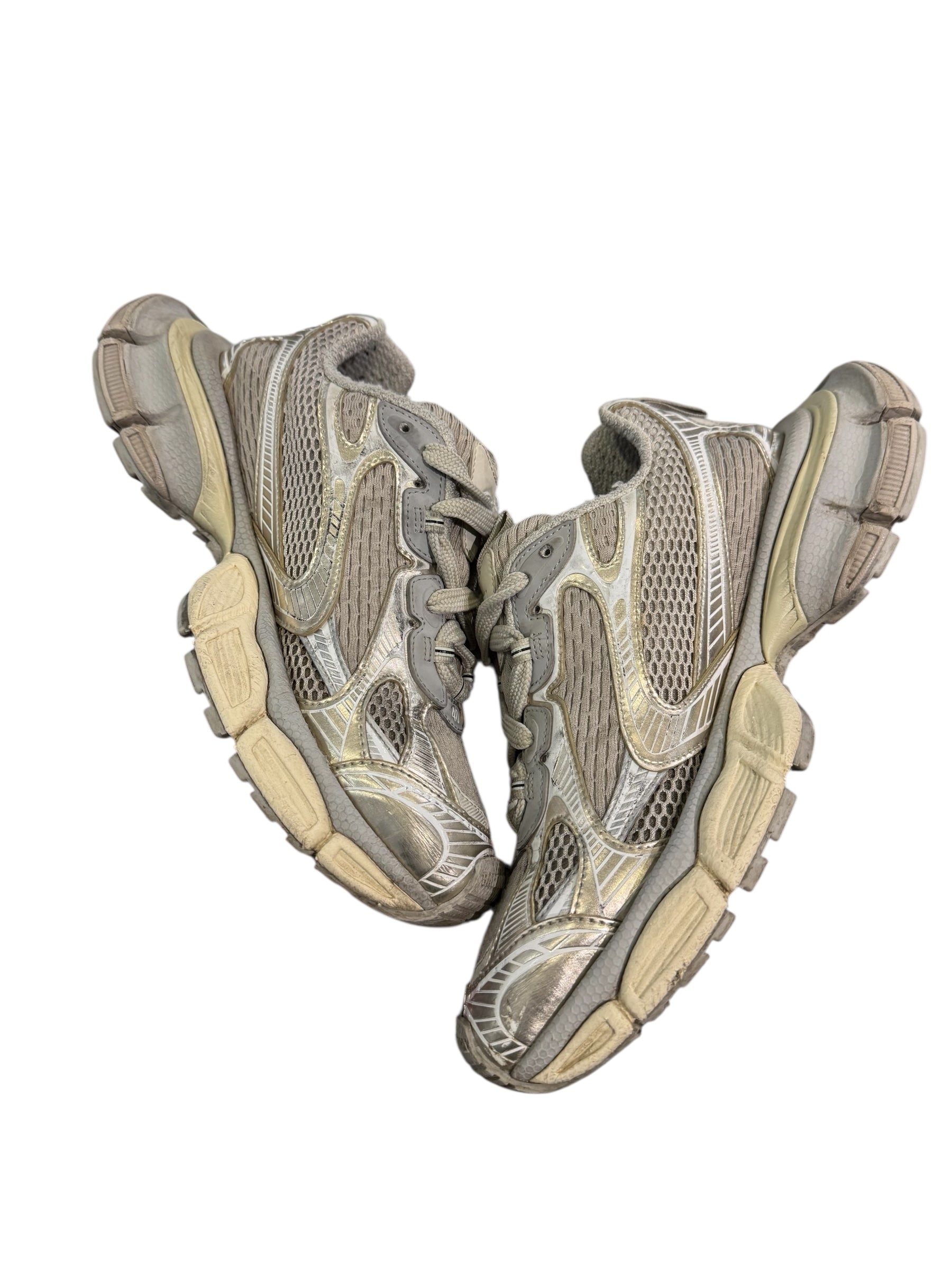 Balenciaga 3XL Sneakers Grey