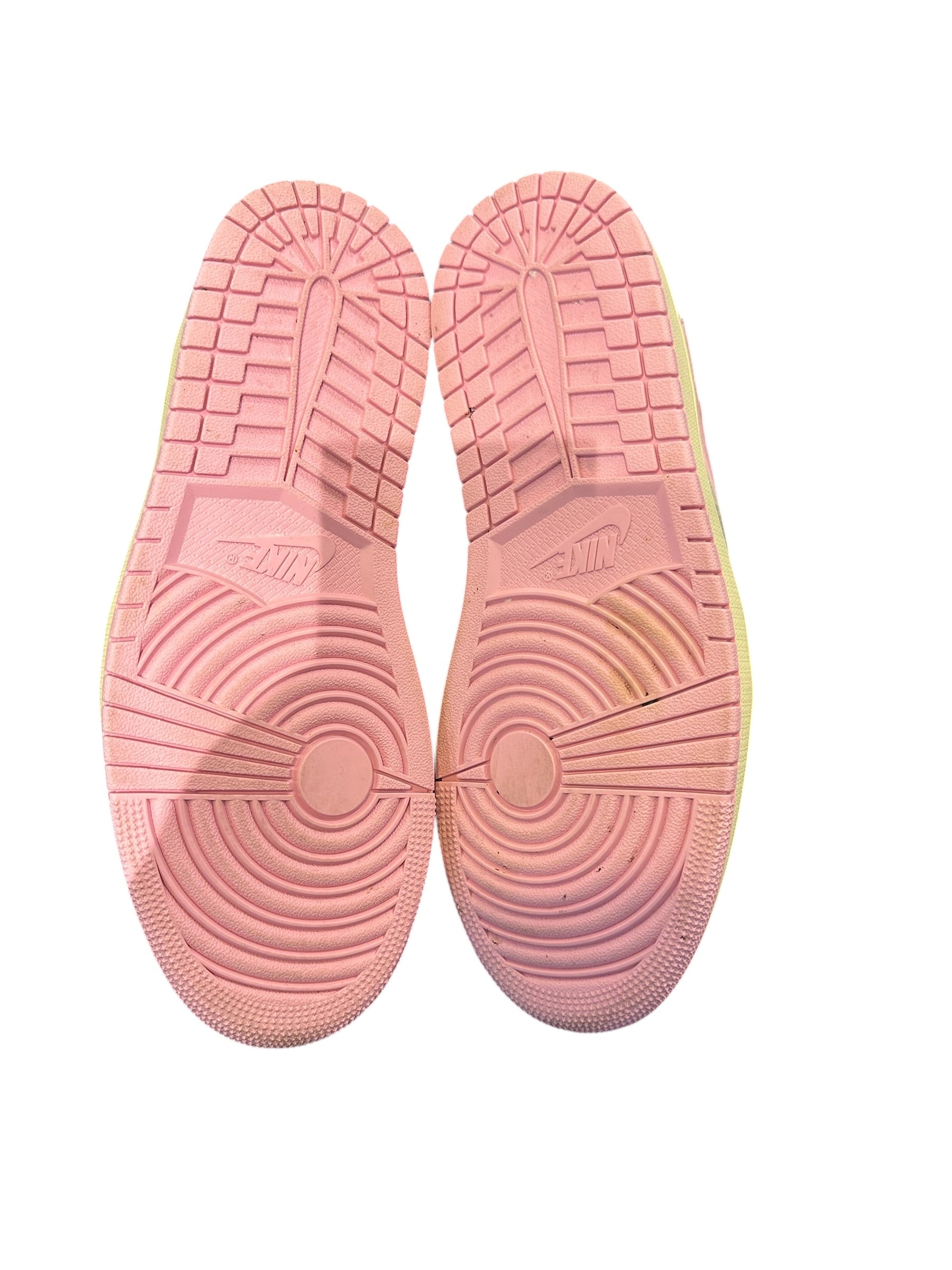 Jordan 1 Retro Low OG SP Travis Scott Shy Pink
