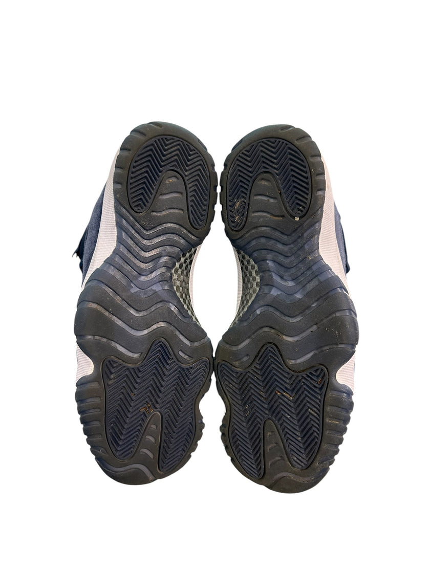 Jordan 11 Retro Midnight Navy (Women’s)