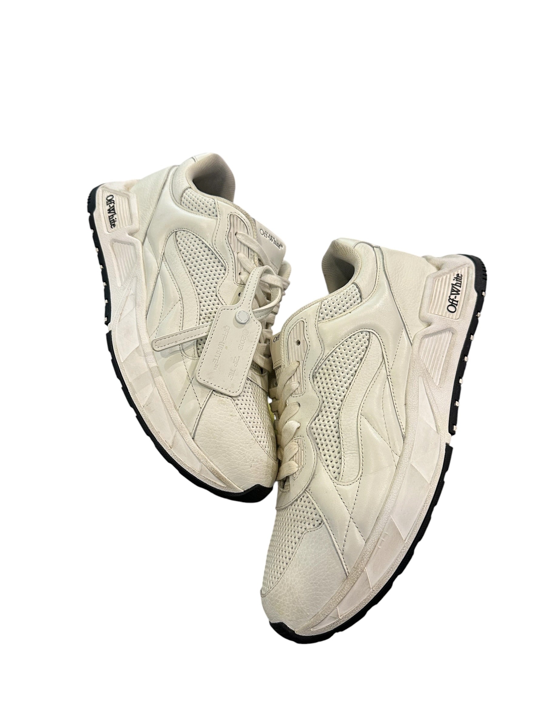 OFF-White Runner B White