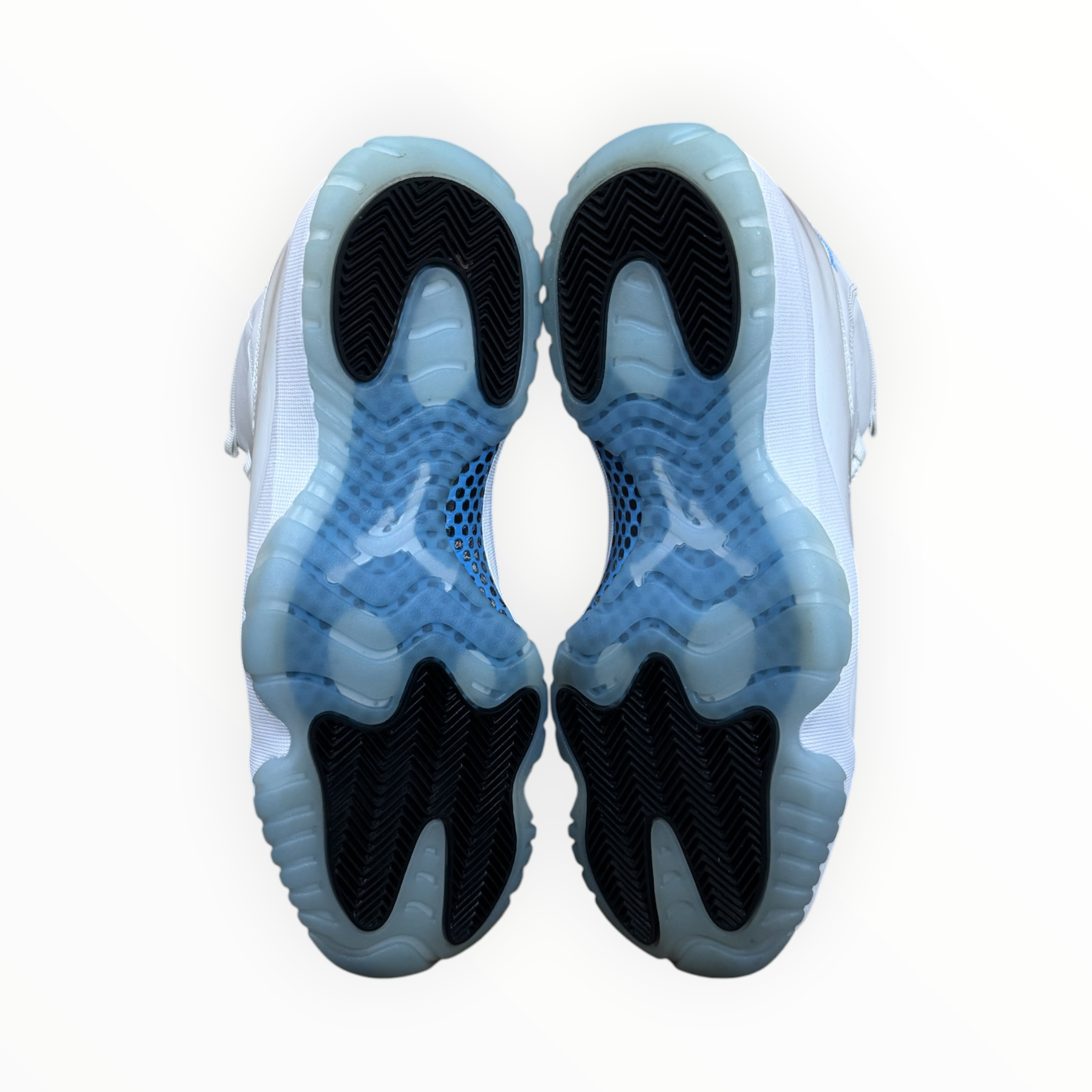 Jordan 11 Retro Legend Blue (2024)
