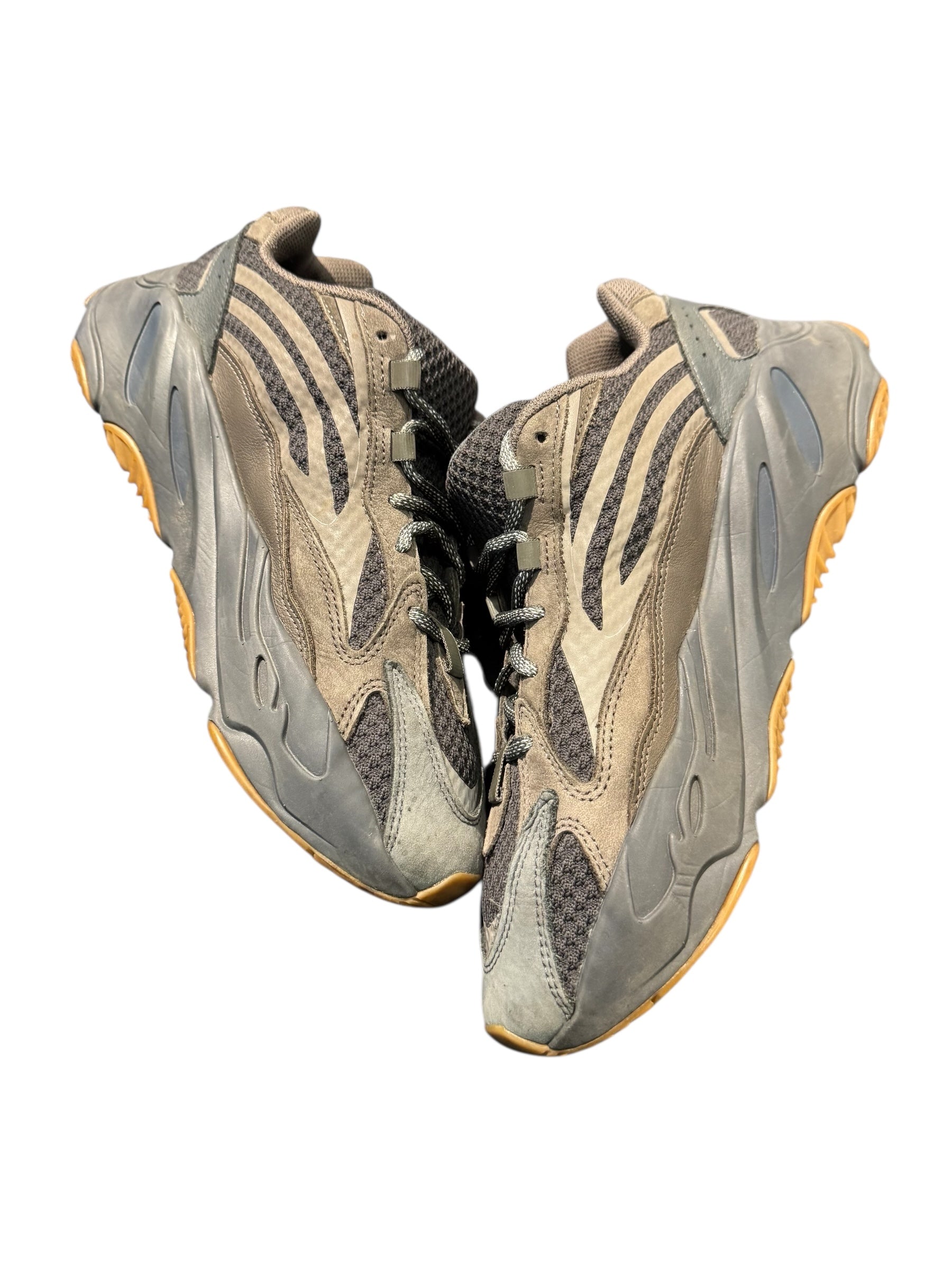 Adidas Yeezy Boost 700 V2 Geode