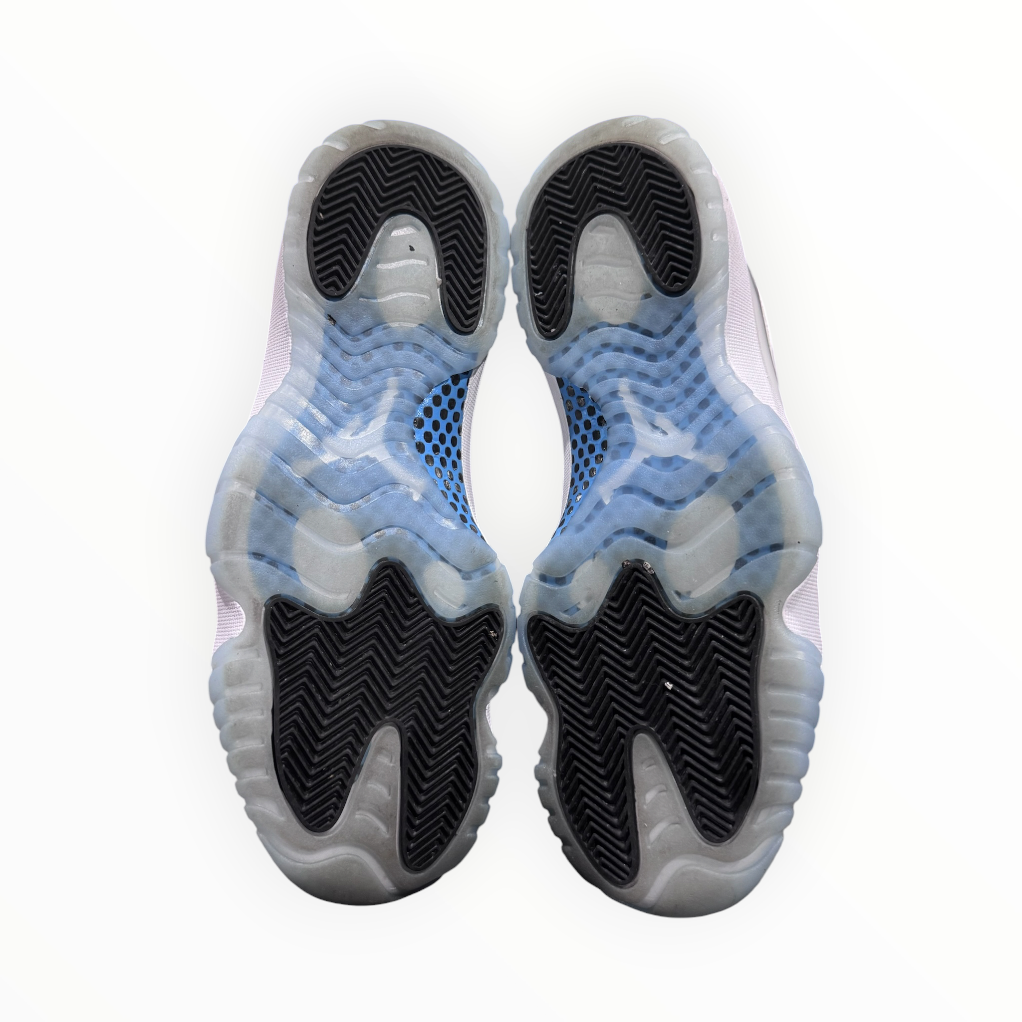 Jordan 11 Retro Legend Blue (2024)