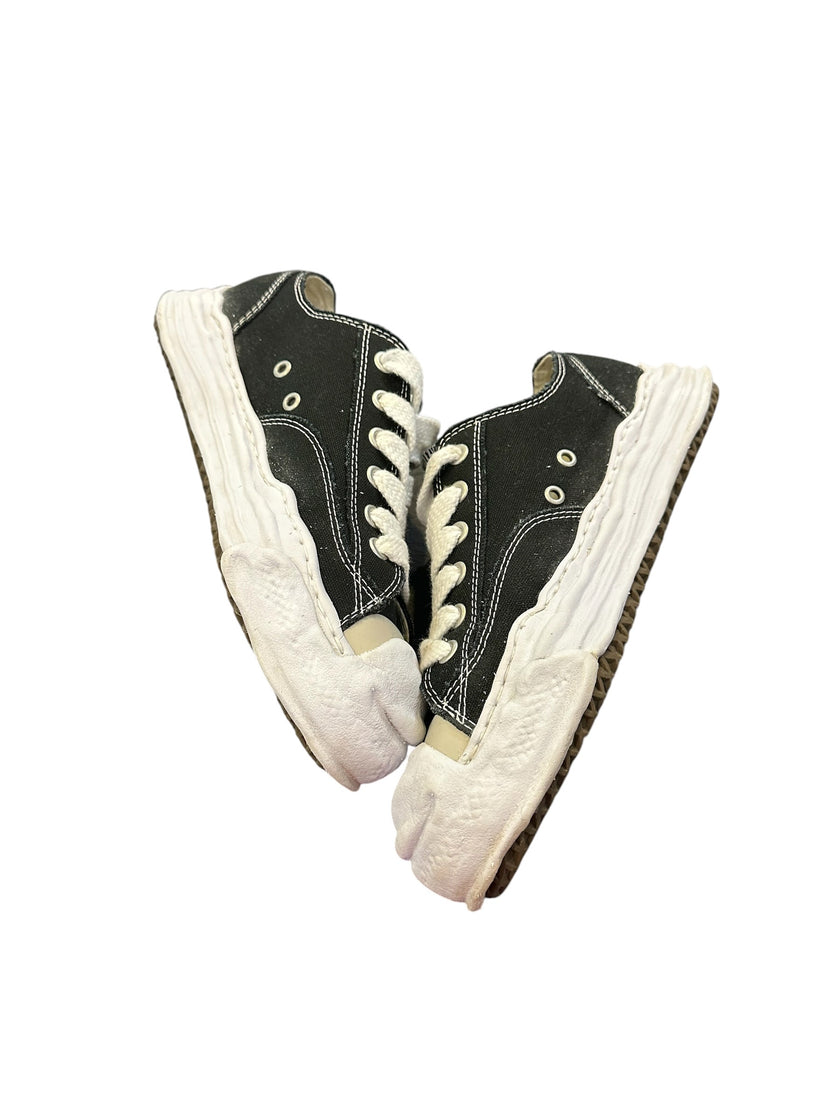 Maison Mihara Yasuhiro Hank OG Sole Canvas Low Black