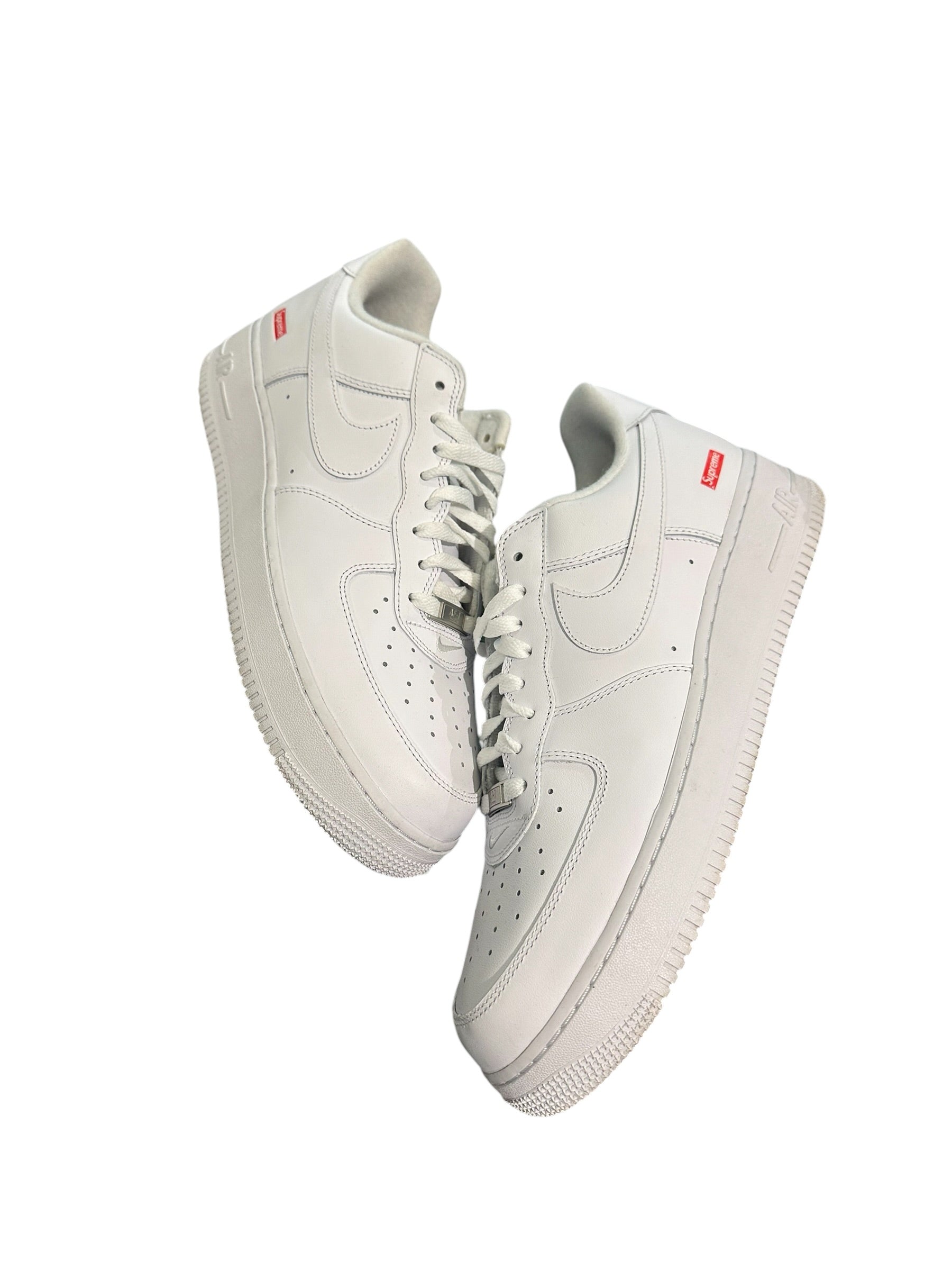 Nike Air Force 1 Low Supreme White