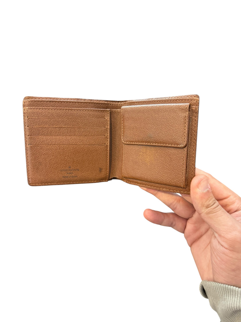 Louis Vuitton Monogram Bi Fold Wallet