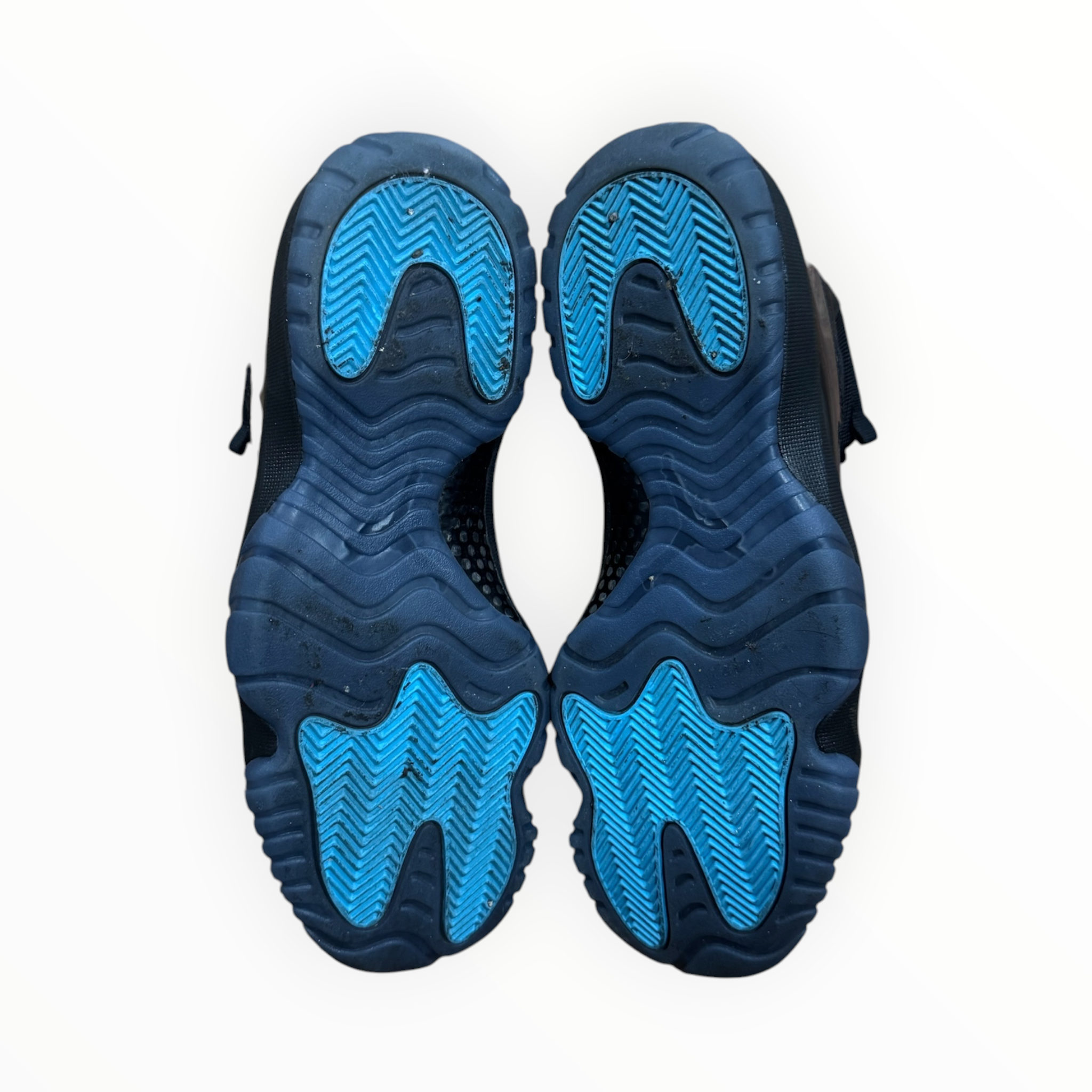 Jordan 11 Retro Gamma Blue (2025)