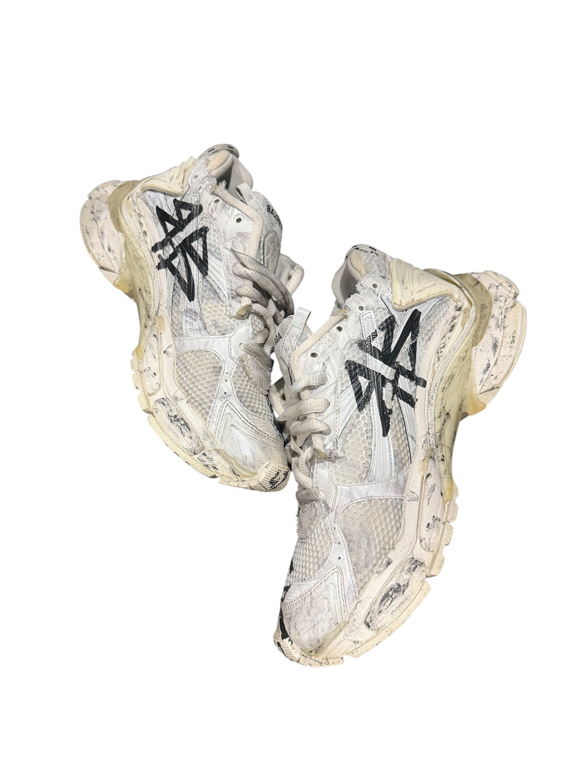 Balenciaga Graffiti Runner White