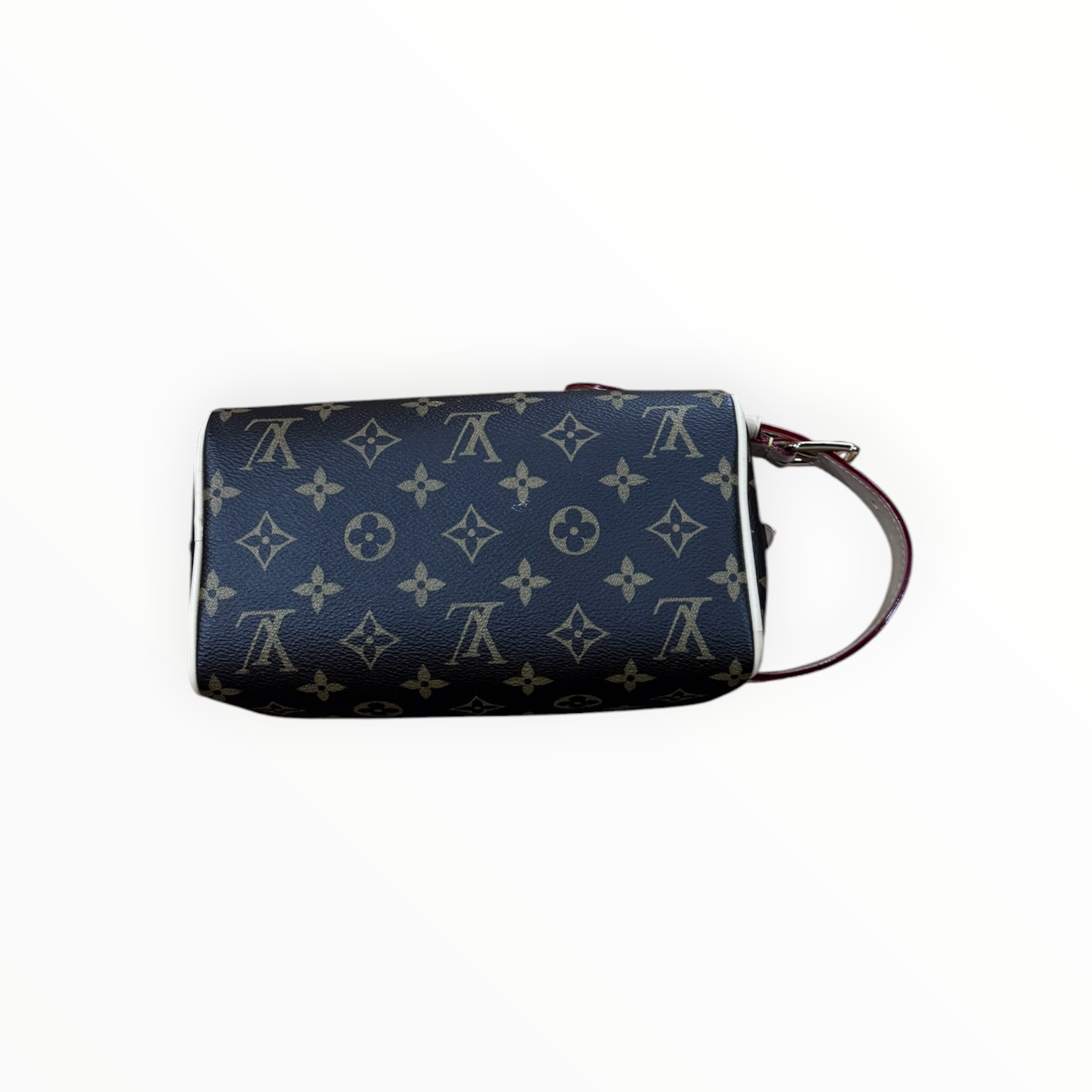 Louis Vuitton Locker Dopp Kit