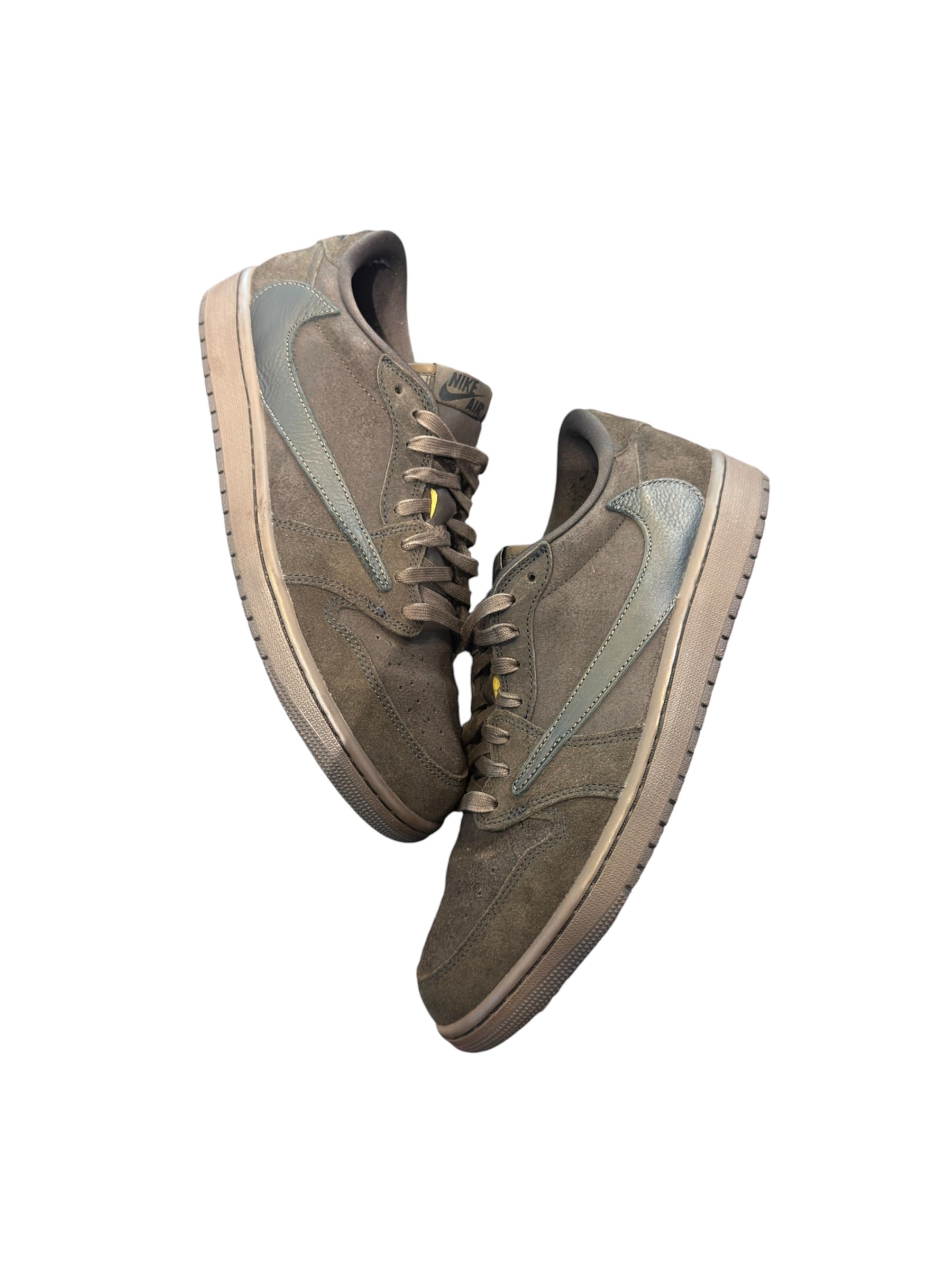 Jordan 1 Retro Low OG SP Travis Scott Velvet Brown