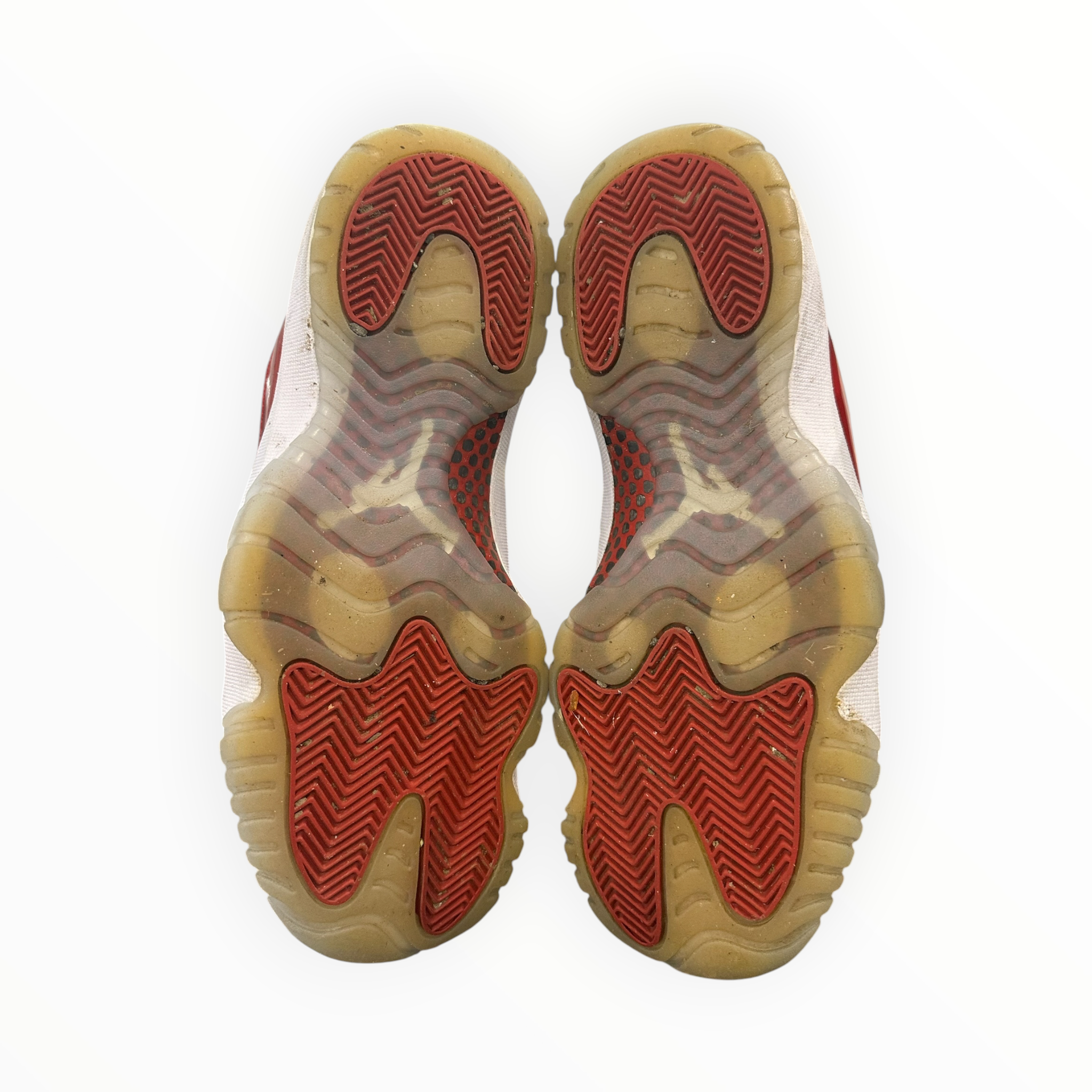 Jordan 11 Retro Cherry (2022)