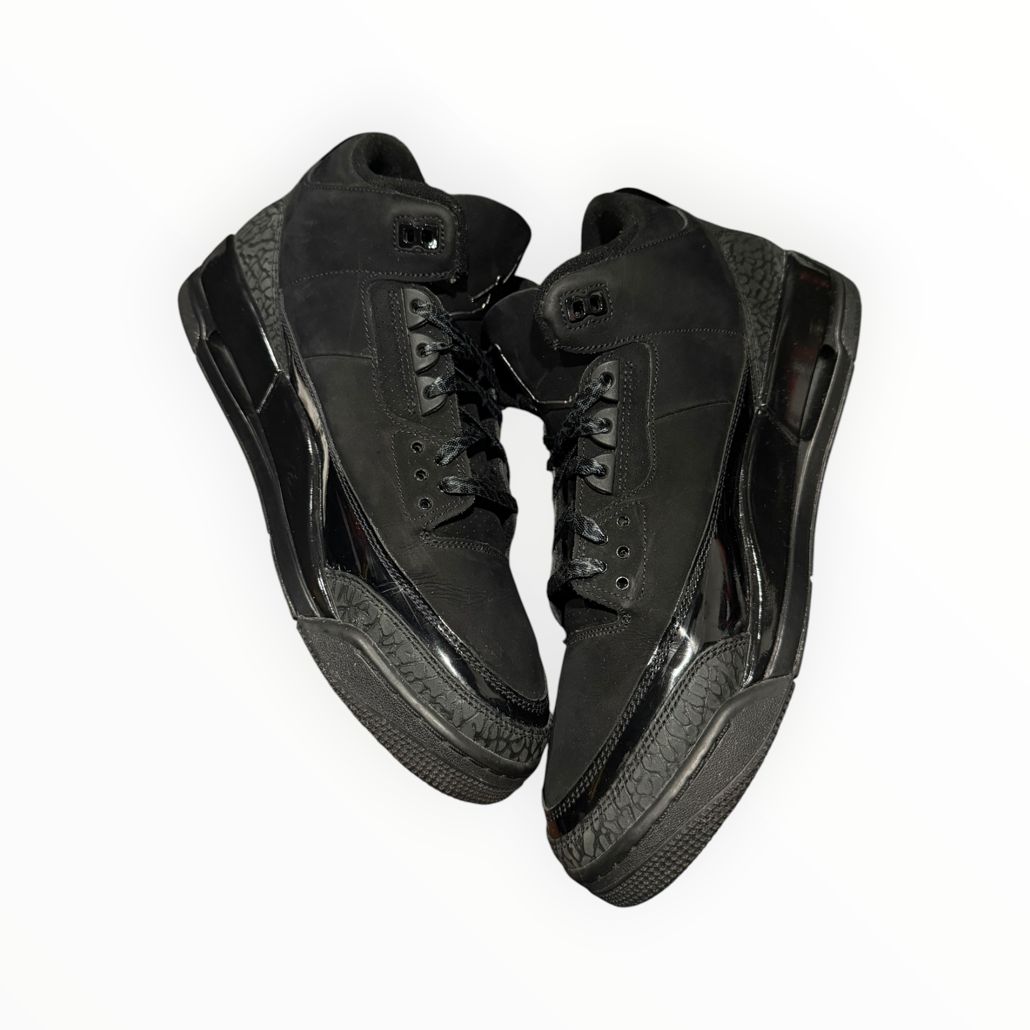 Jordan 3 Retro Black Cat (2025)