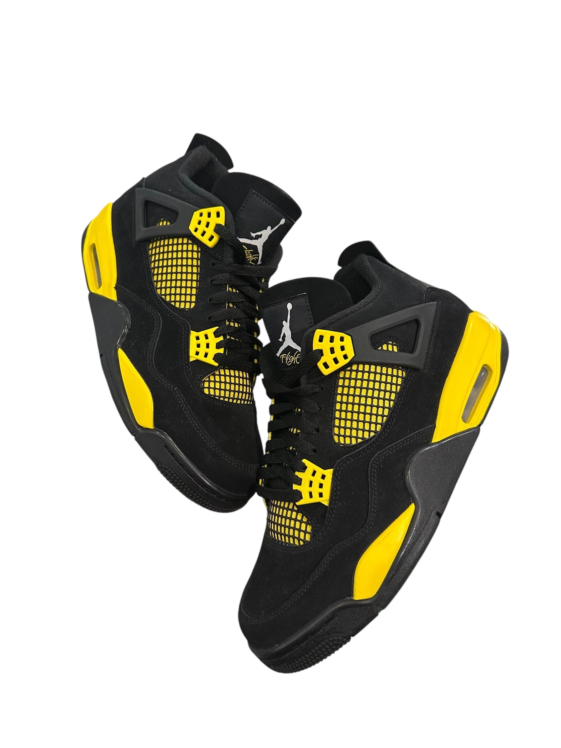 Jordan 4 Retro Thunder (2023)