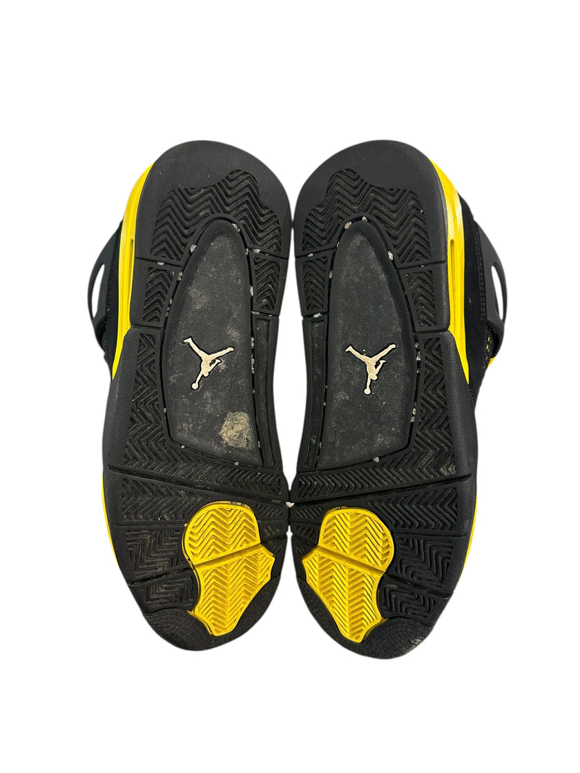 Jordan 4 Retro Thunder (2023)