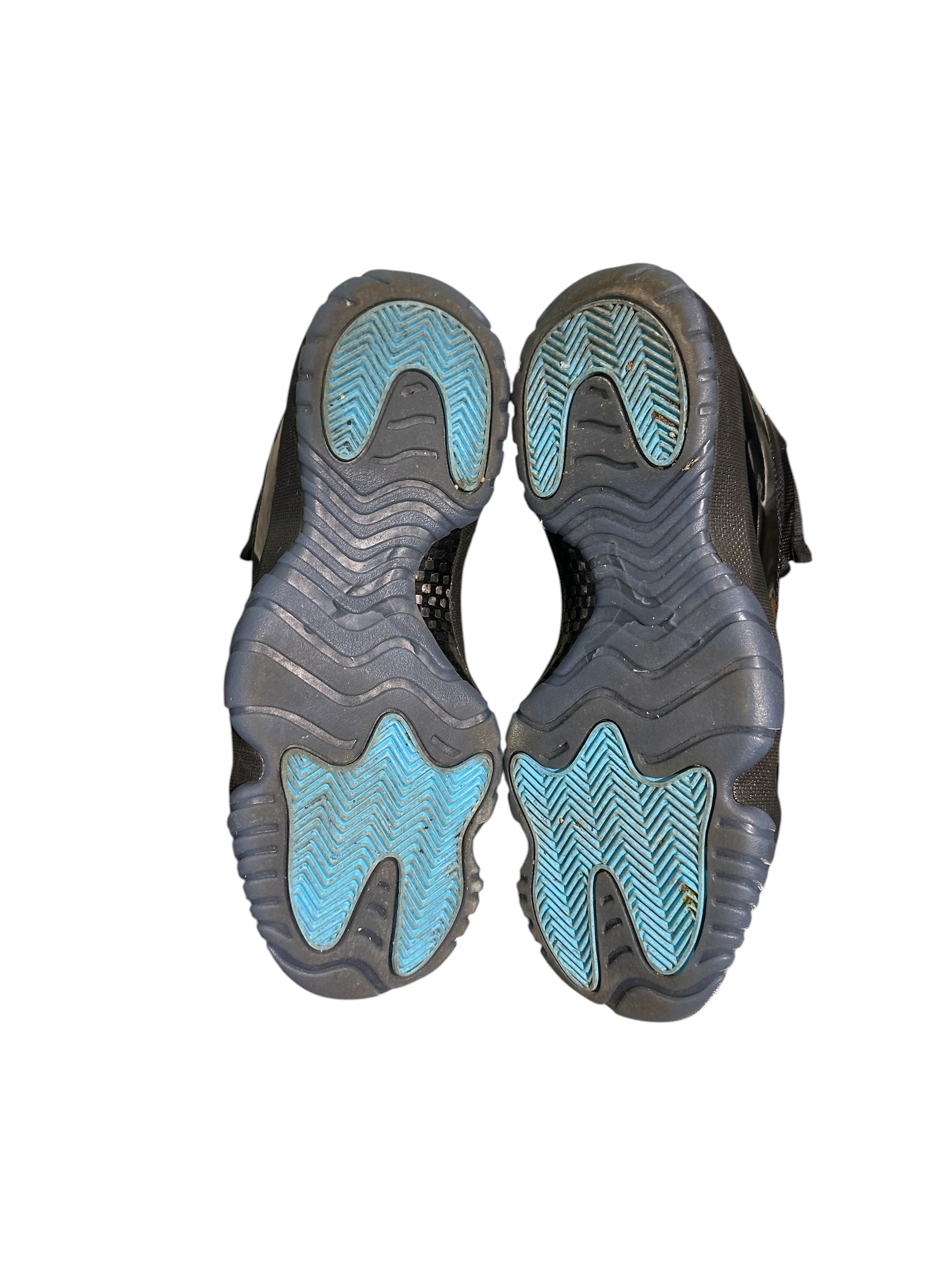 Jordan 11 Retro Gamma Blue (2025)