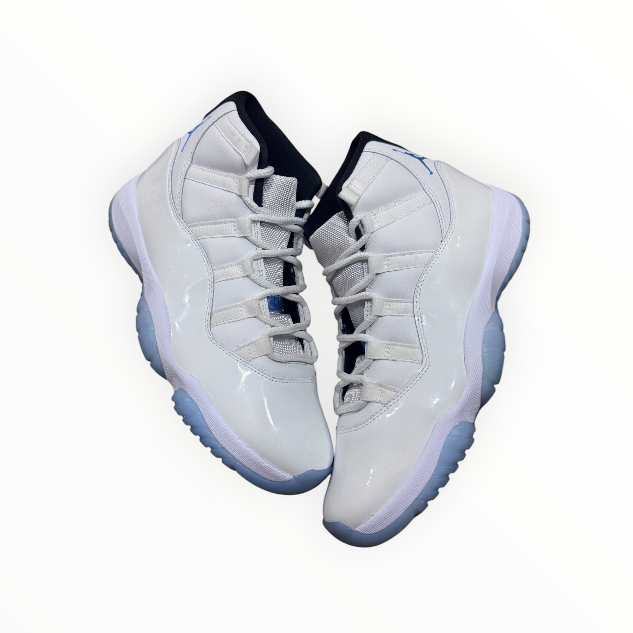 Jordan 11 Retro Legend Blue (2024)