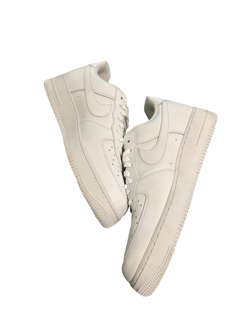 Nike Air Force 1 Low Supreme White