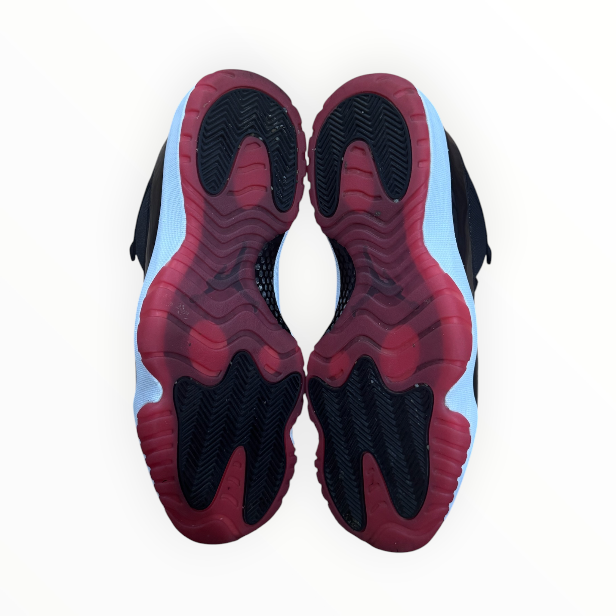 Jordan 11 Retro Low Bred (2025)