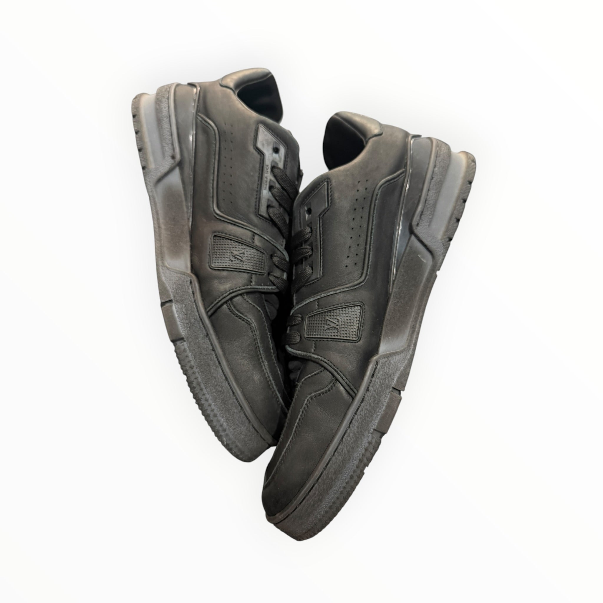 Louis Vuitton LV Trainer Vintage Black