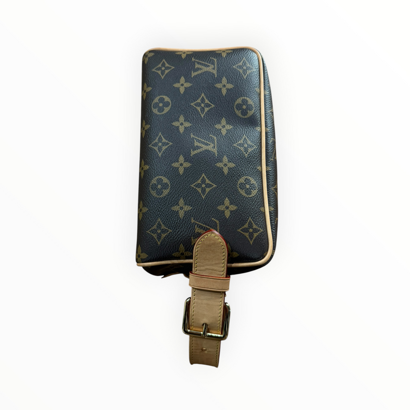 Louis Vuitton Locker Dopp Kit