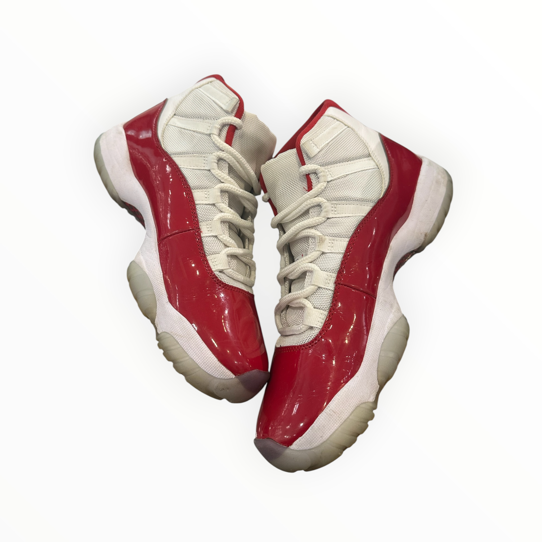 Jordan 11 Retro Cherry (2022)