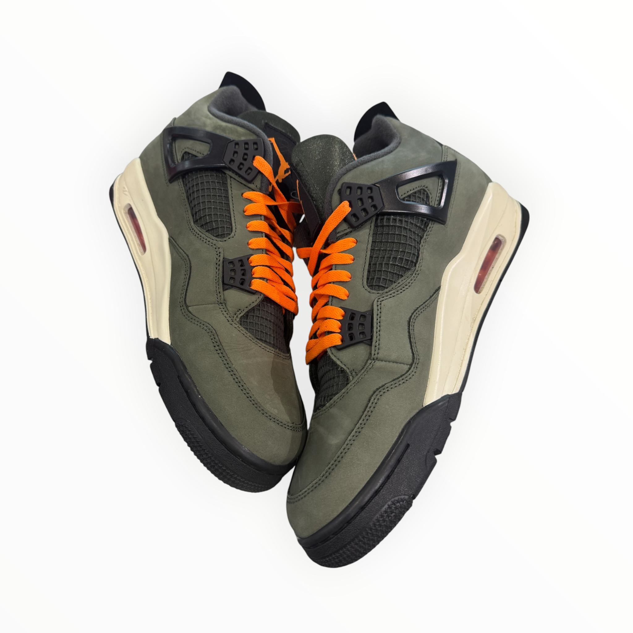 Jordan 4 Retro OG SP Undefeated (2025)