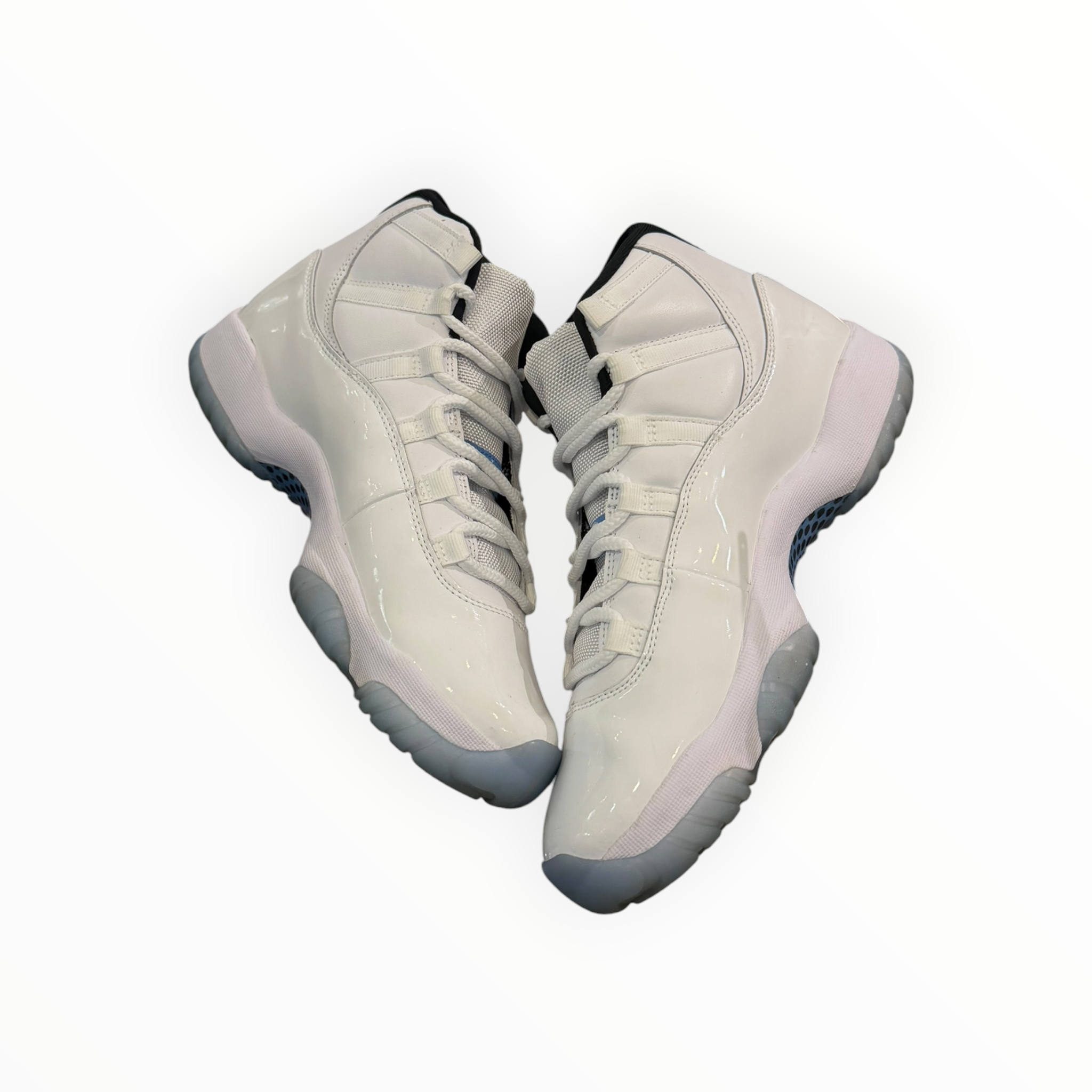 Jordan 11 Retro Legend Blue (2024)