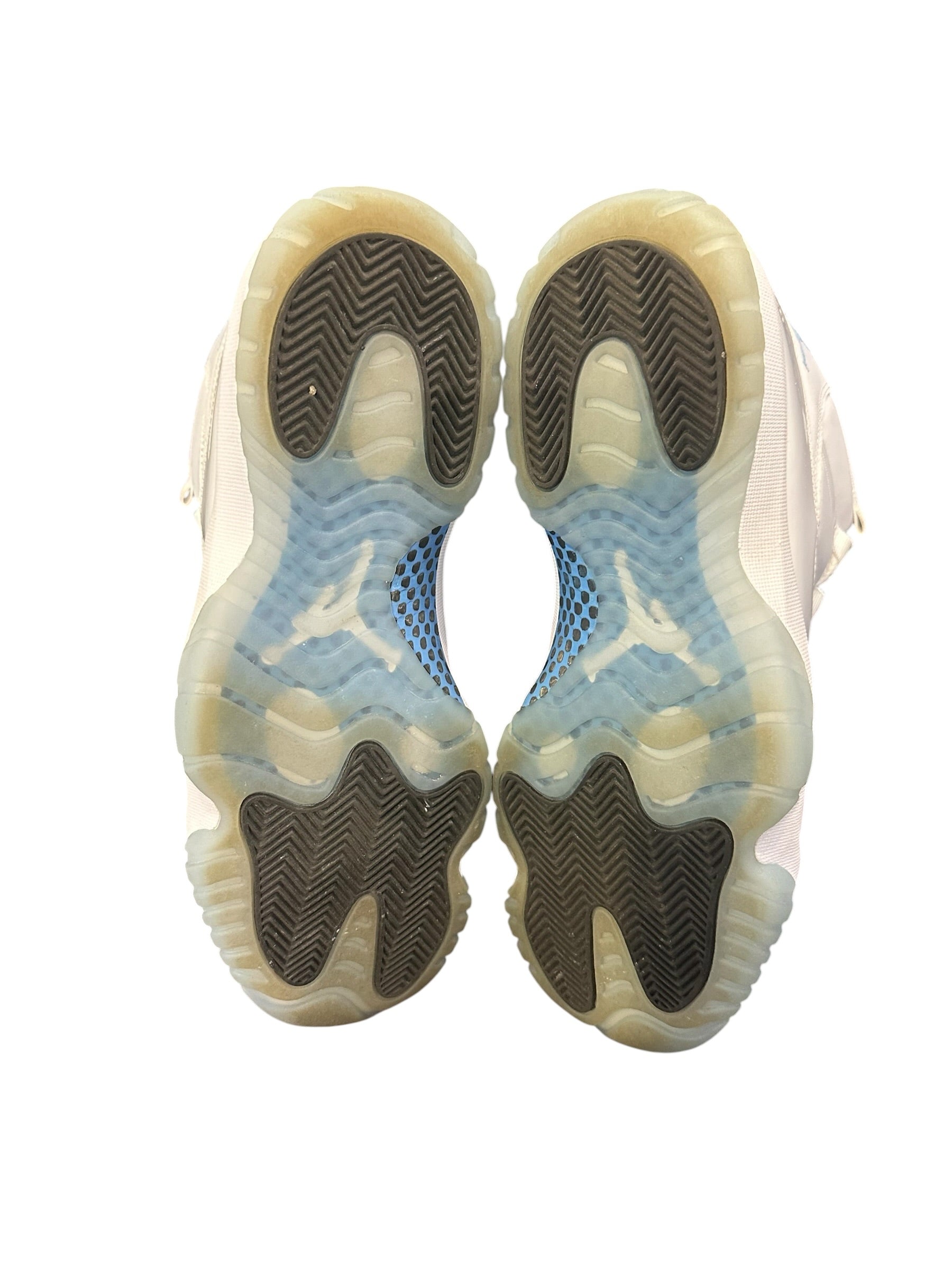 Jordan 11 Retro Legend Blue (2024)