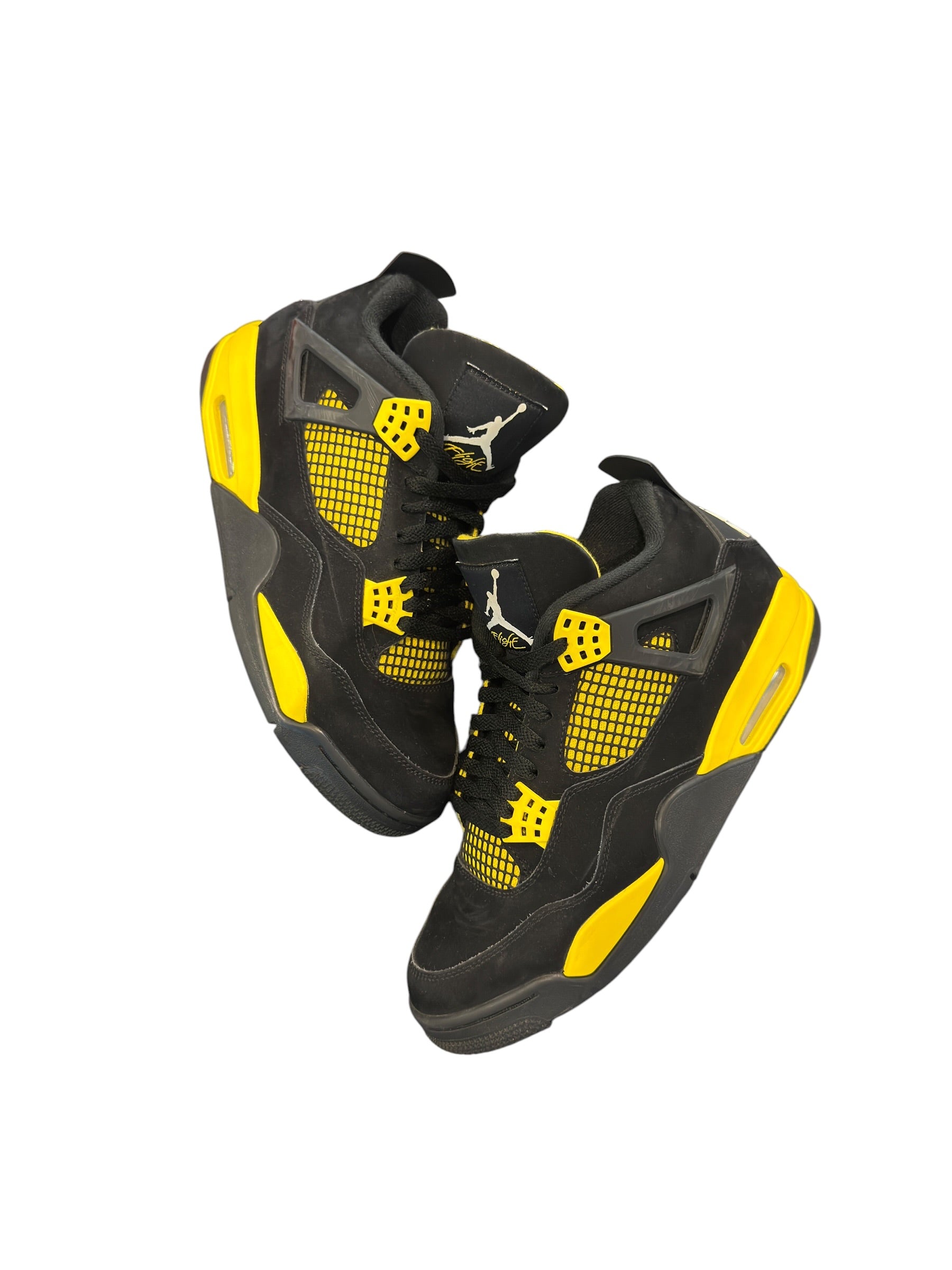 Jordan 4 Retro Thunder (2023)