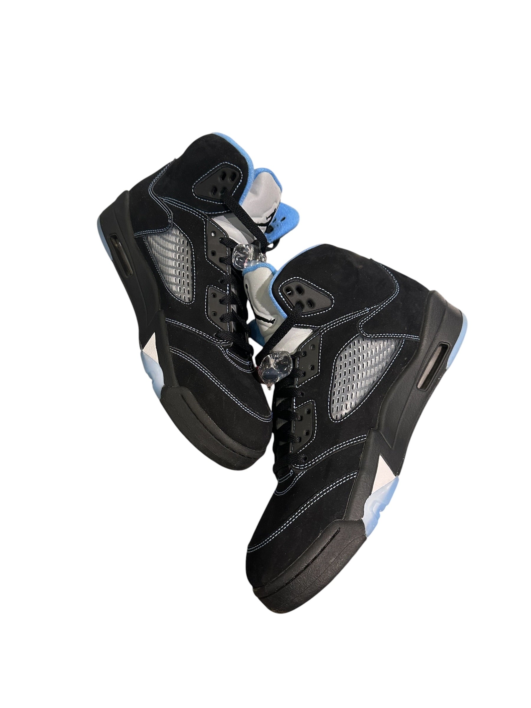 Jordan 5 Retro Black University Blue (2026)