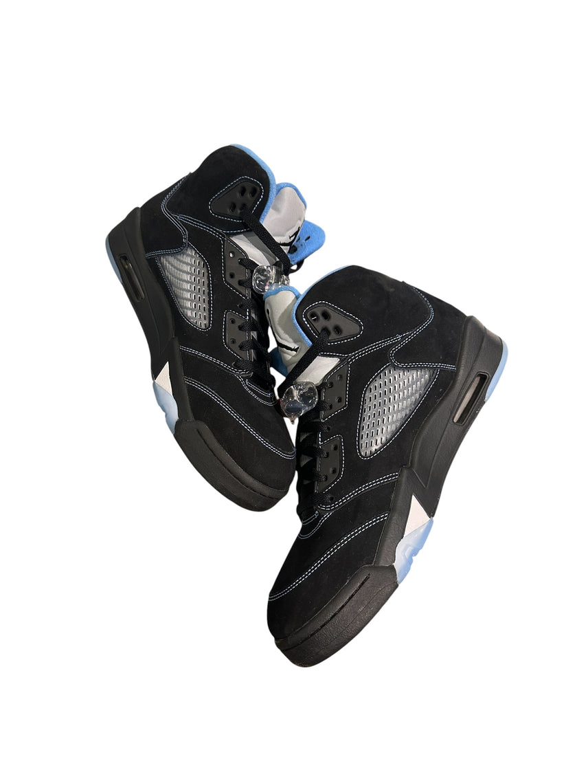 Jordan 5 Retro Black University Blue (2026)