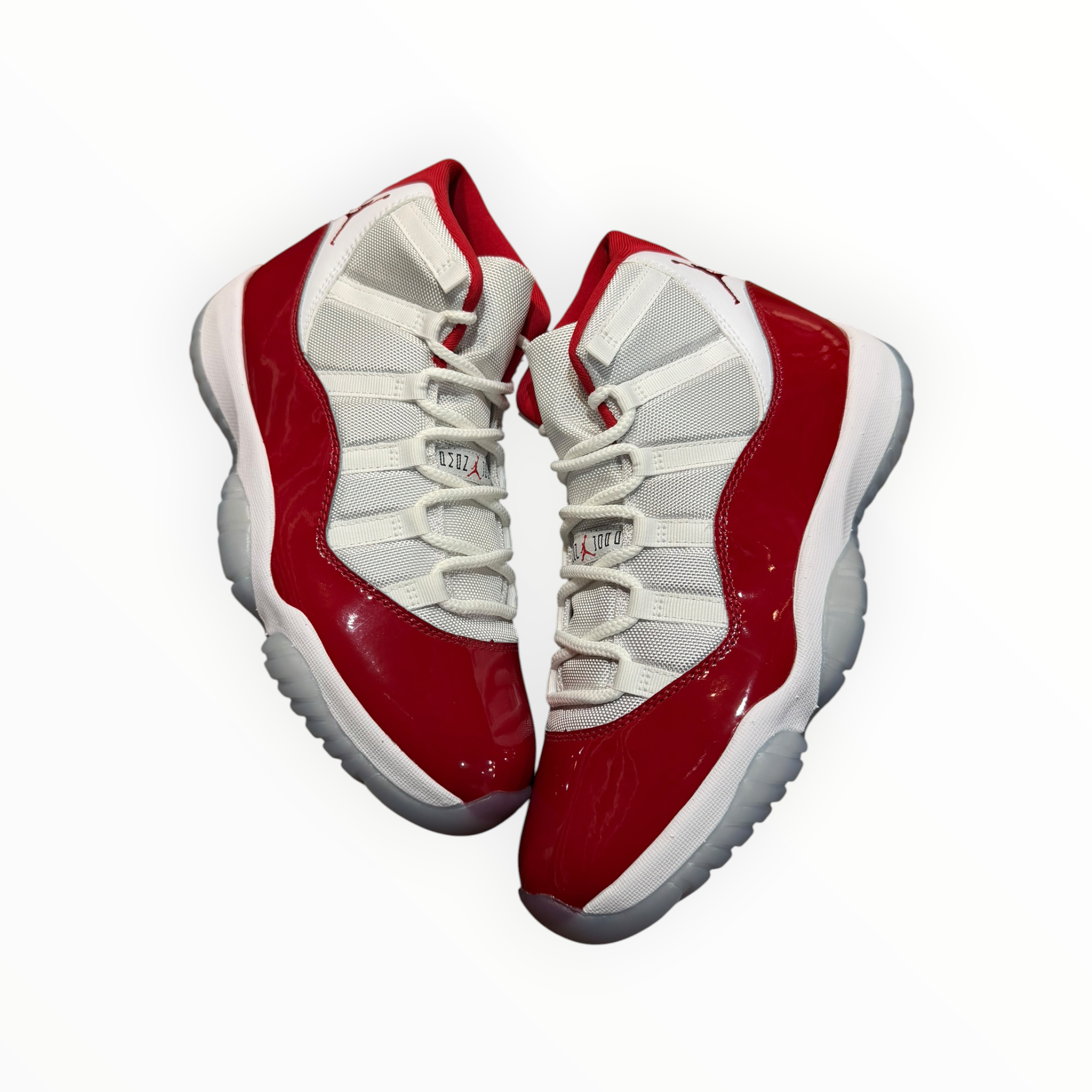 Jordan 11 Retro Cherry (2022)