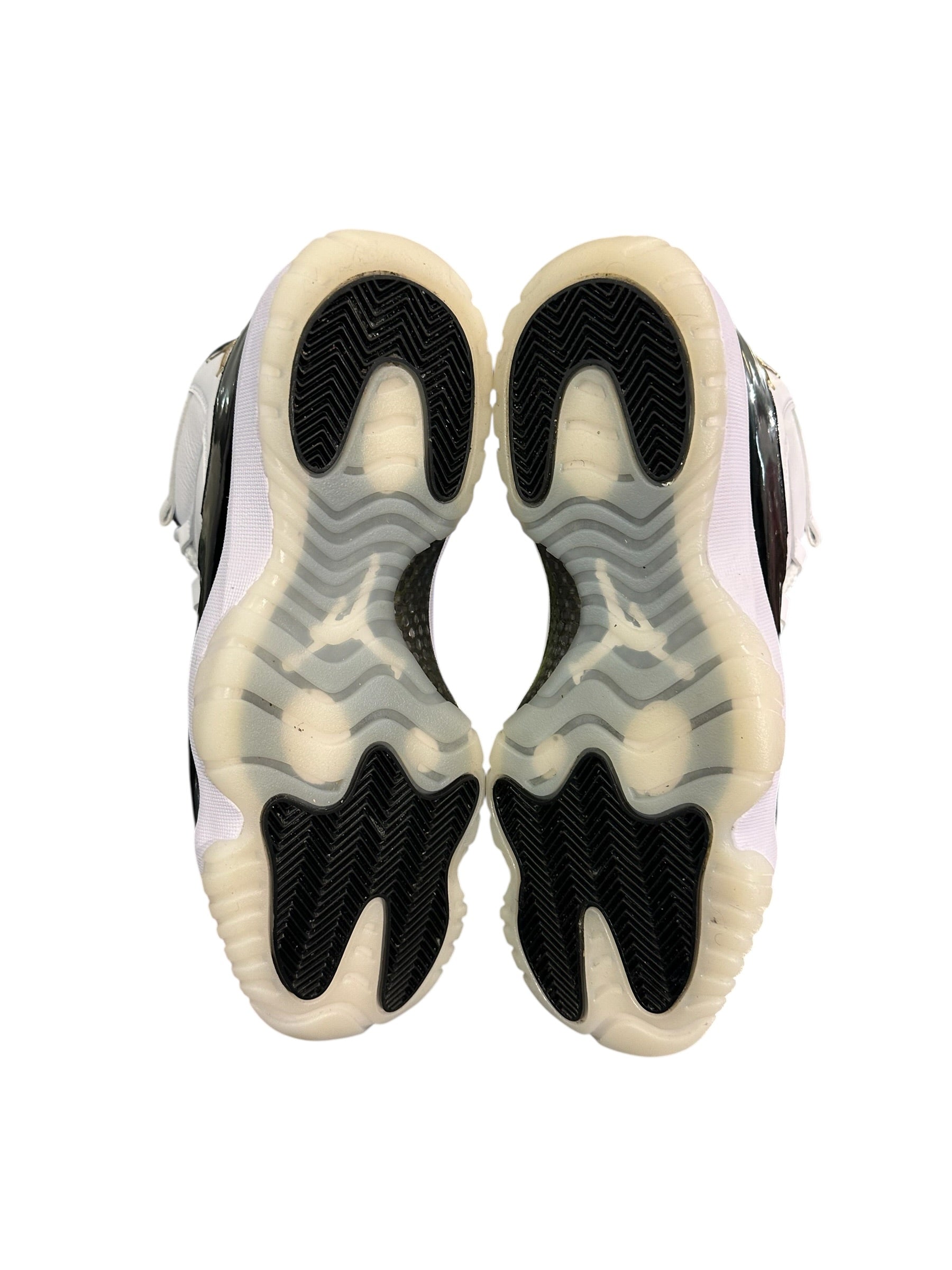 Jordan 11 Retro DMP Gratitude (2023)