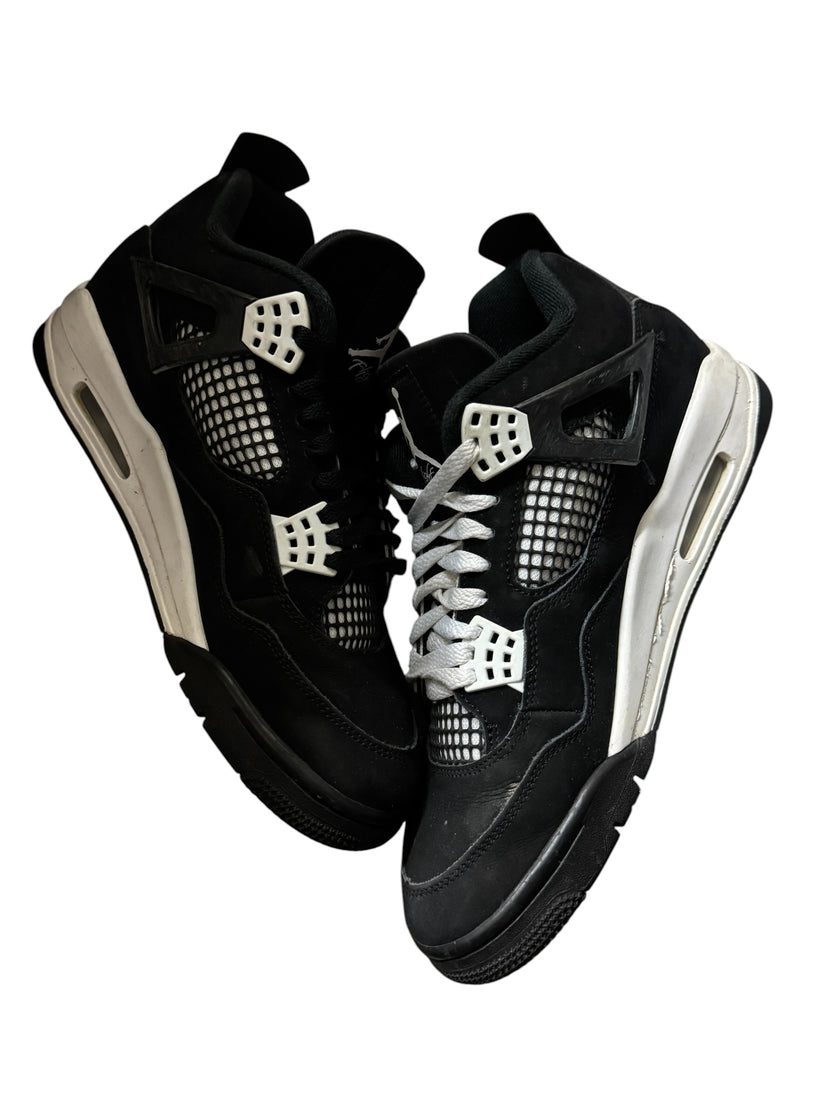 Jordan 4 Retro White Thunder