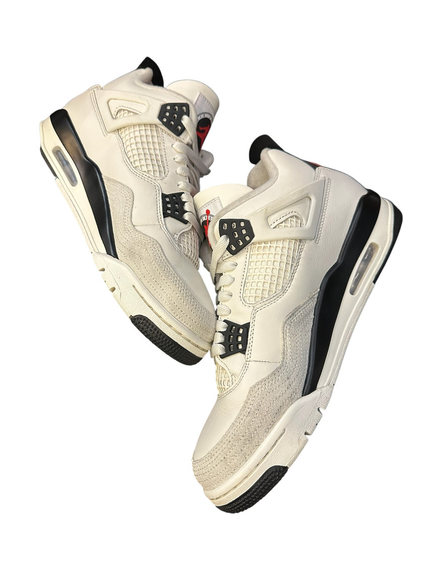 Jordan 4 Retro Flight Club