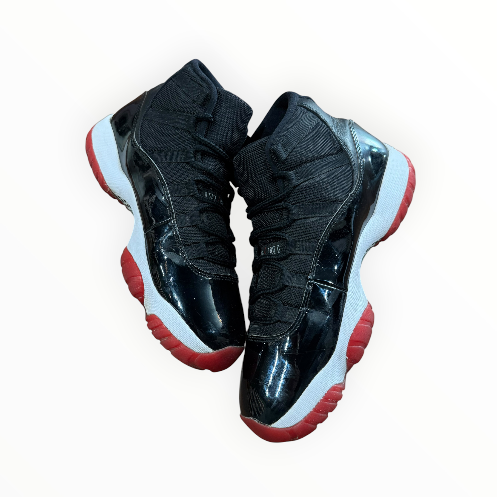 Jordan 11 Retro Playoffs Bred (2019)