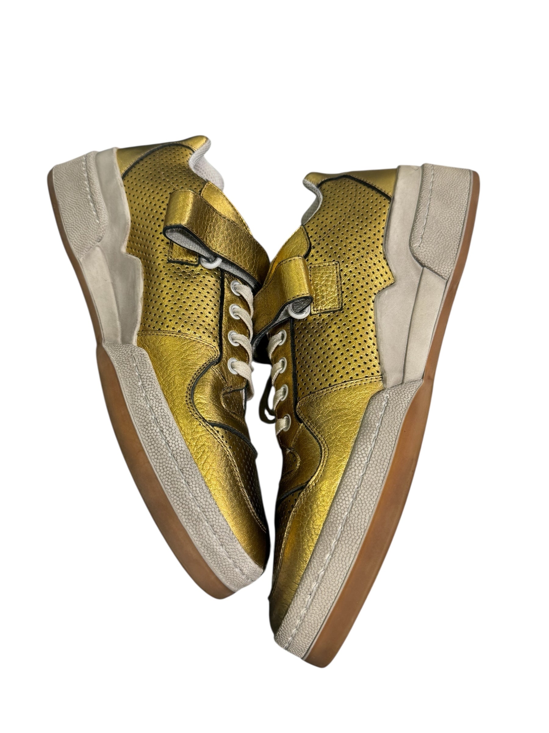 Saint Laurent Low Top Gold